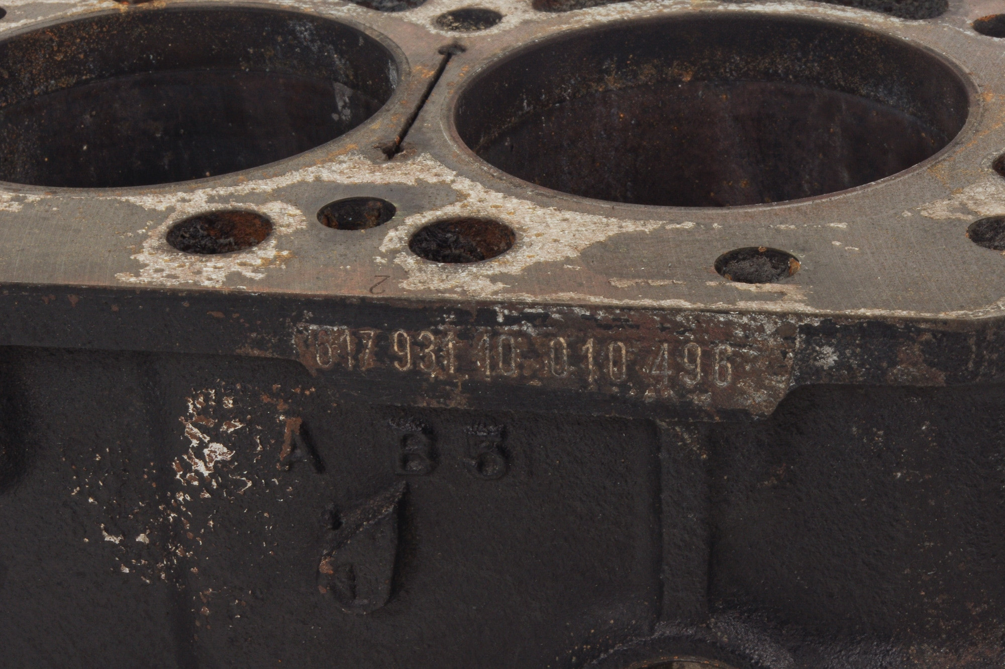 Mercedes 6170110901 Engine Block | W116 W126 S W123 E W460 W461 G