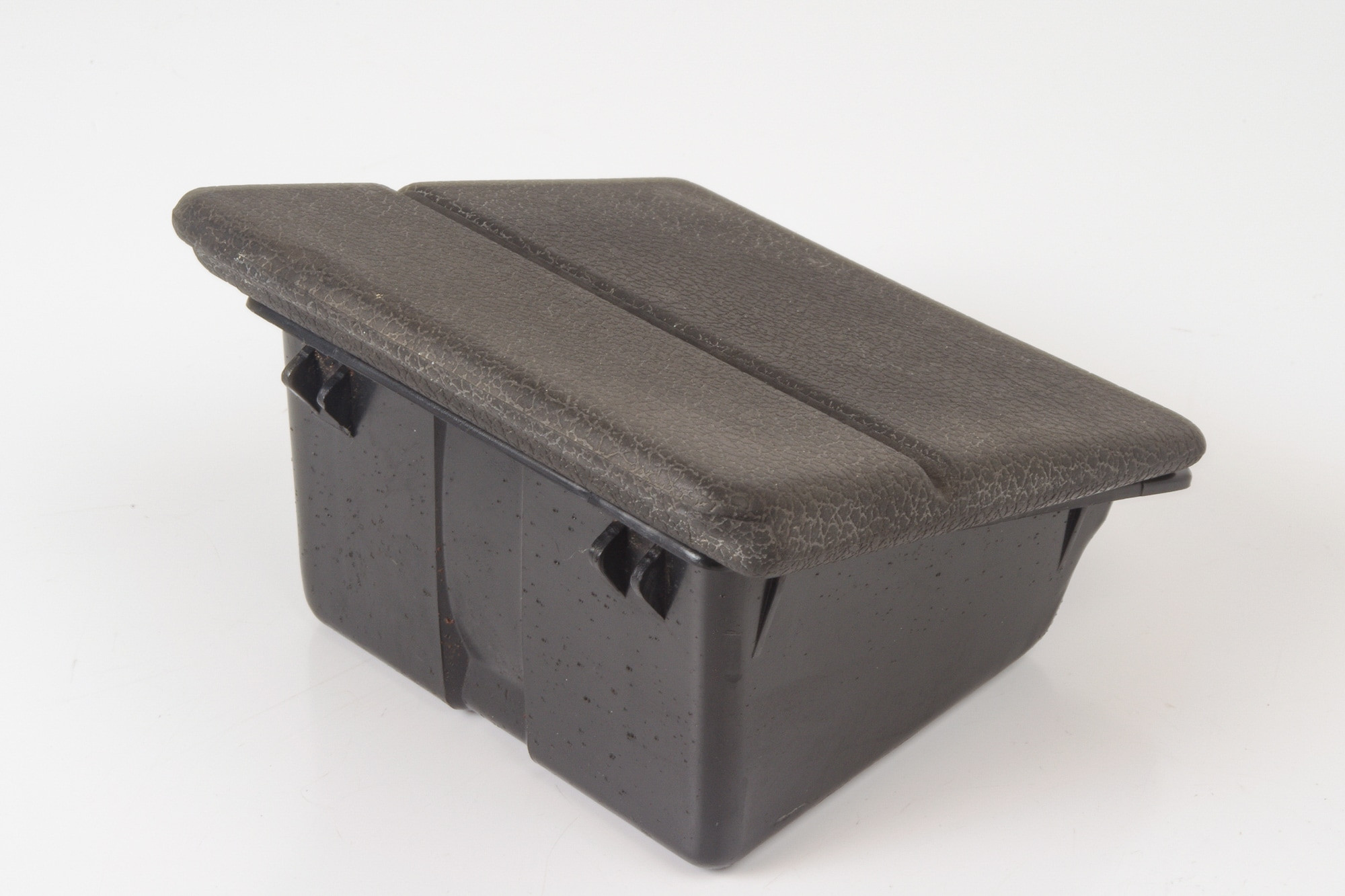 Mercedes 0008104530 Ashtray - Rear Black (b) | W460 W461 G