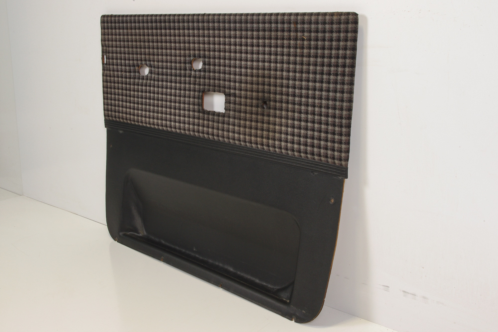 Mercedes 4607202270 Door Card - Front Left | W460 W461 G