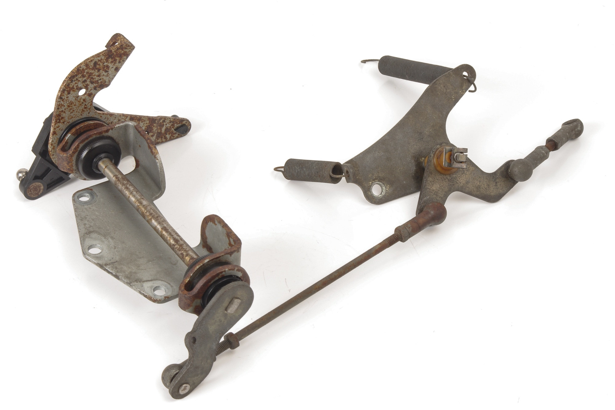 Mercedes 1200700921 Throttle Control Linkage (a) | R129 SL W140 V140 C140 S