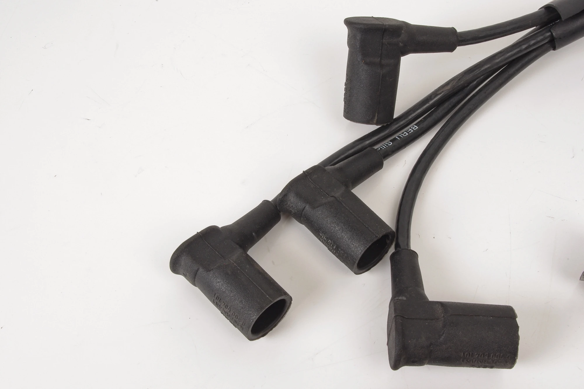 Mercedes 0001592842 Ignition Lead Set x8 | R107 R129 SL W123 W124 E W126 W140...