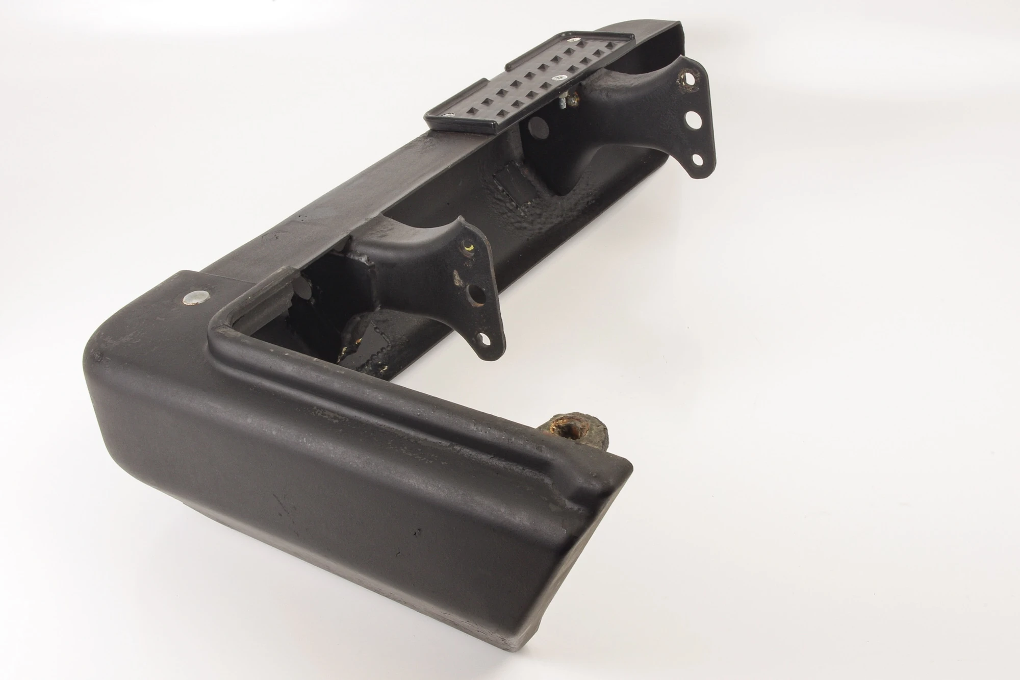 Mercedes 4605202571 Bumper - Rear Right Black | W460 W461 G