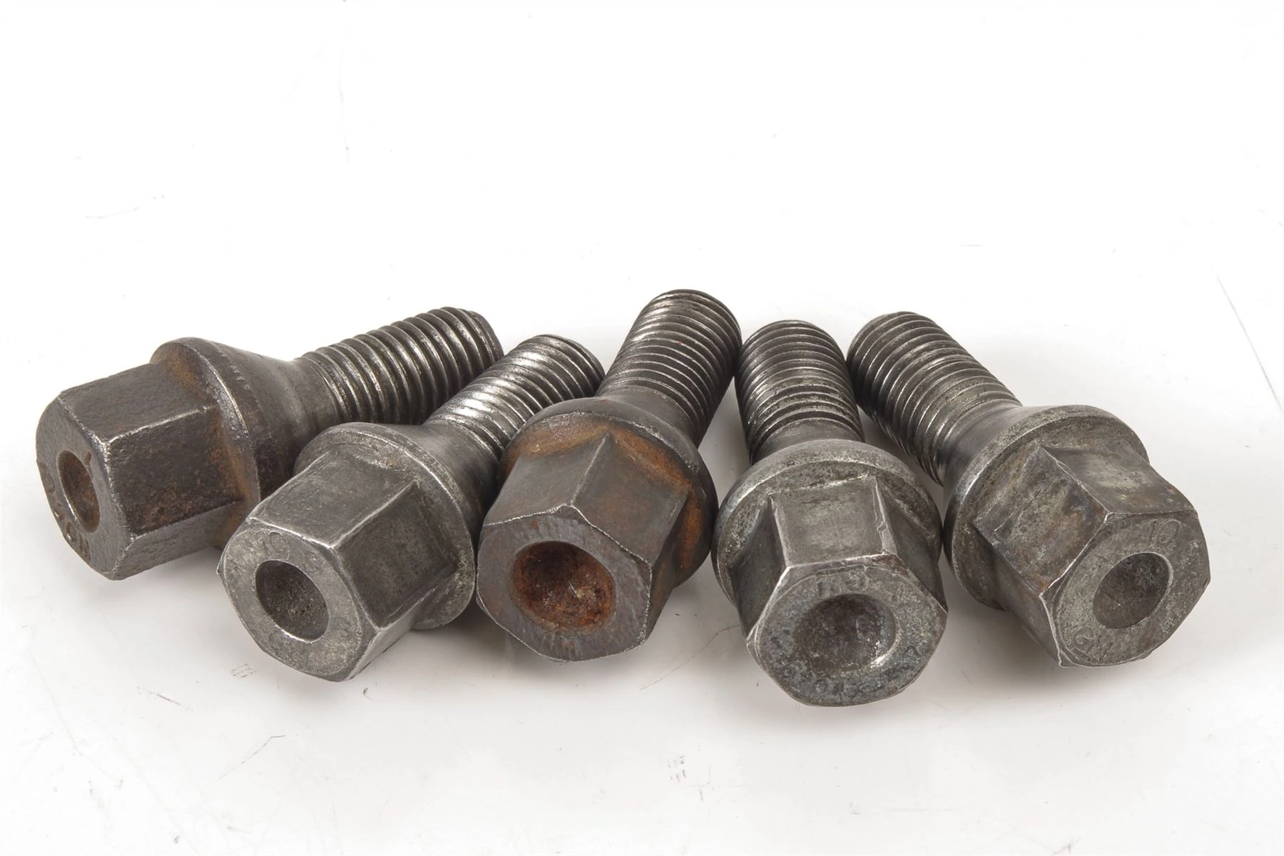 Mercedes 1264000070 Wheel Bolt x5 (a) | R107 R129 SL W126 V126 C126 S W201 C