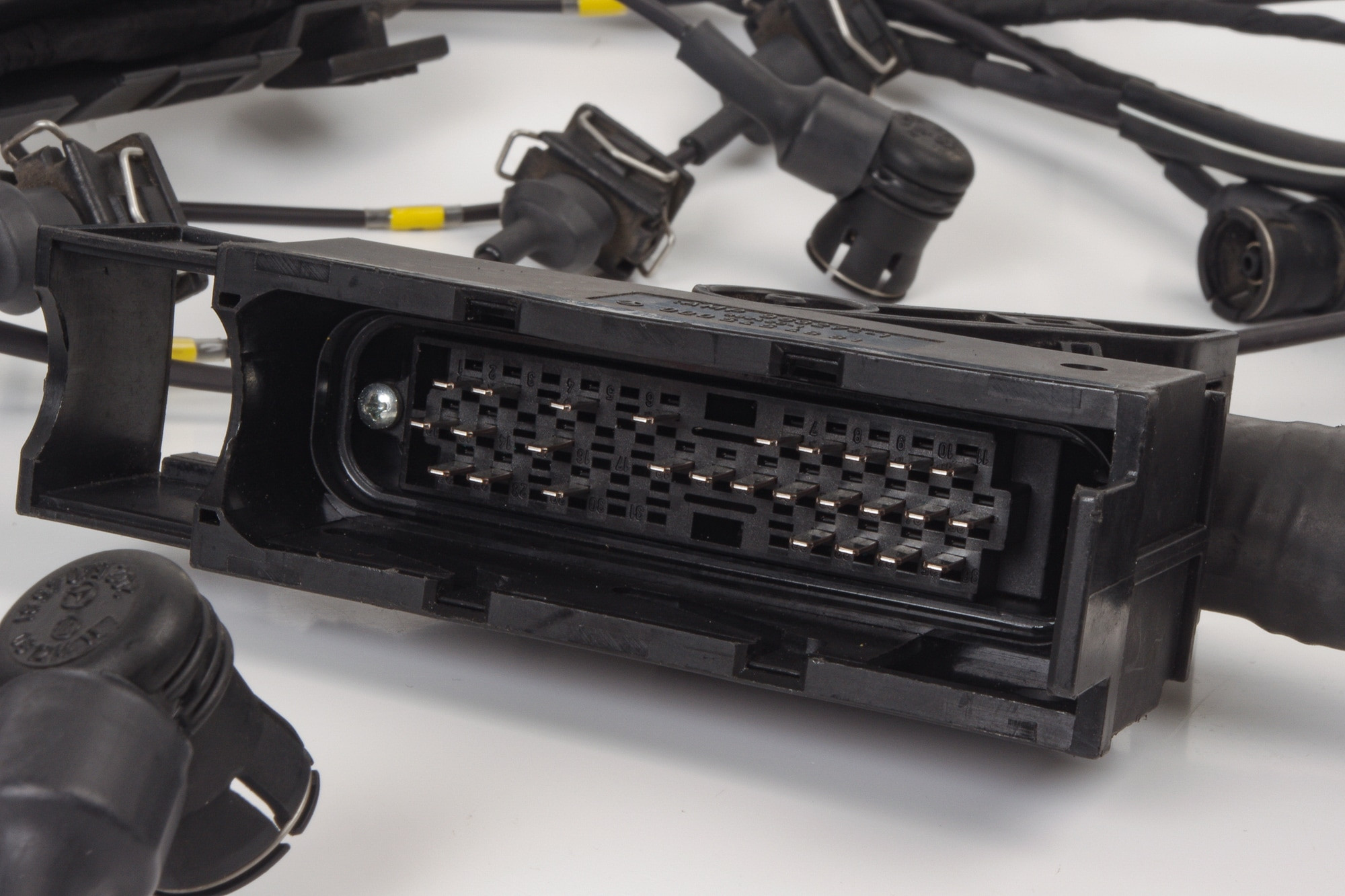 Mercedes 1405400732 Engine Wiring Harness (b) (Refurb.) | R129 SL W140 S