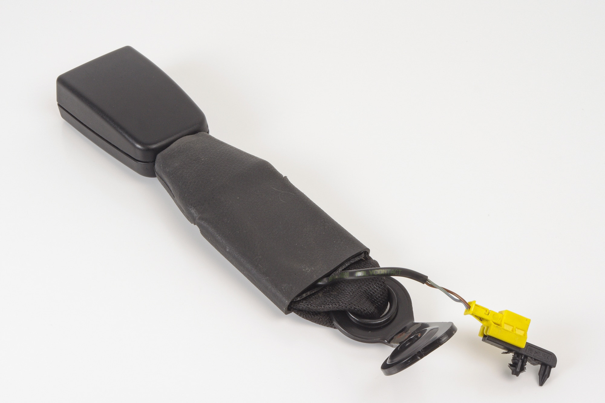 Mercedes 2048602669 Seat Belt Buckle - Rear (b) | W204 C