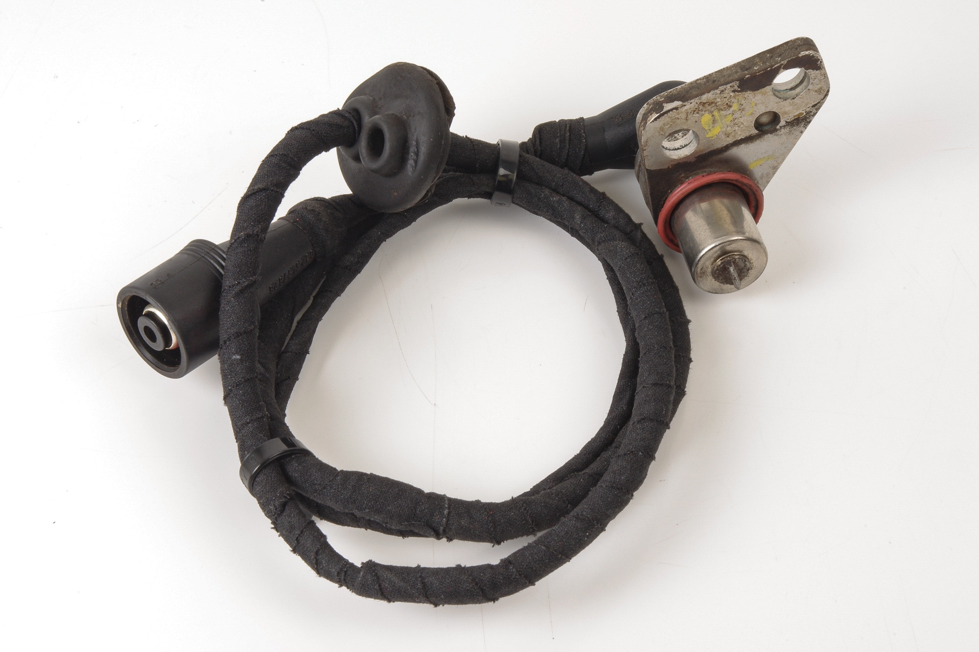 Mercedes 1075400217 ABS Sensor - Front Left | R107 SL W124 E W201 C