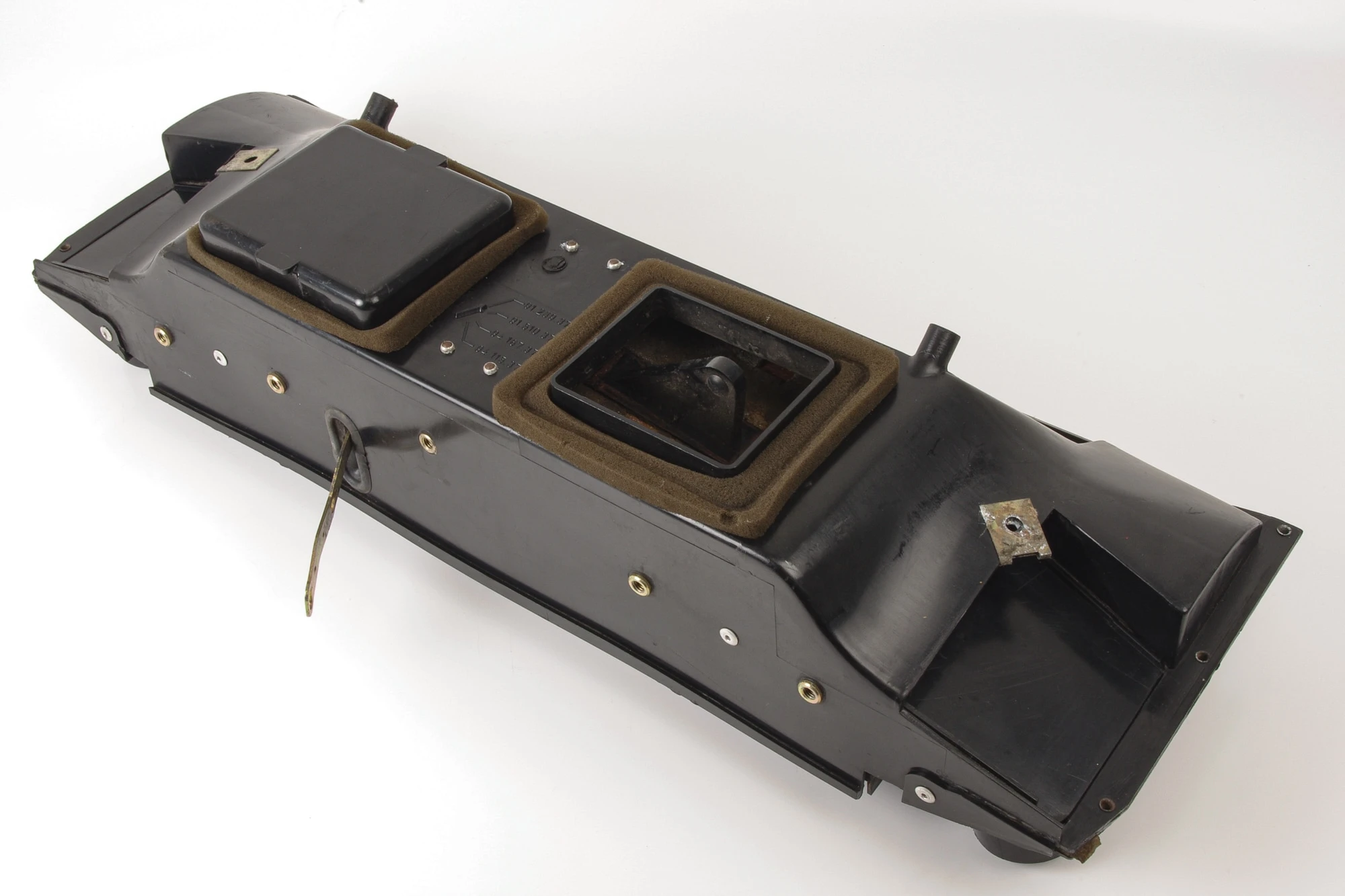 Mercedes 1078302545 Air Duct | C107 R107 SL W108 W109 W111 S