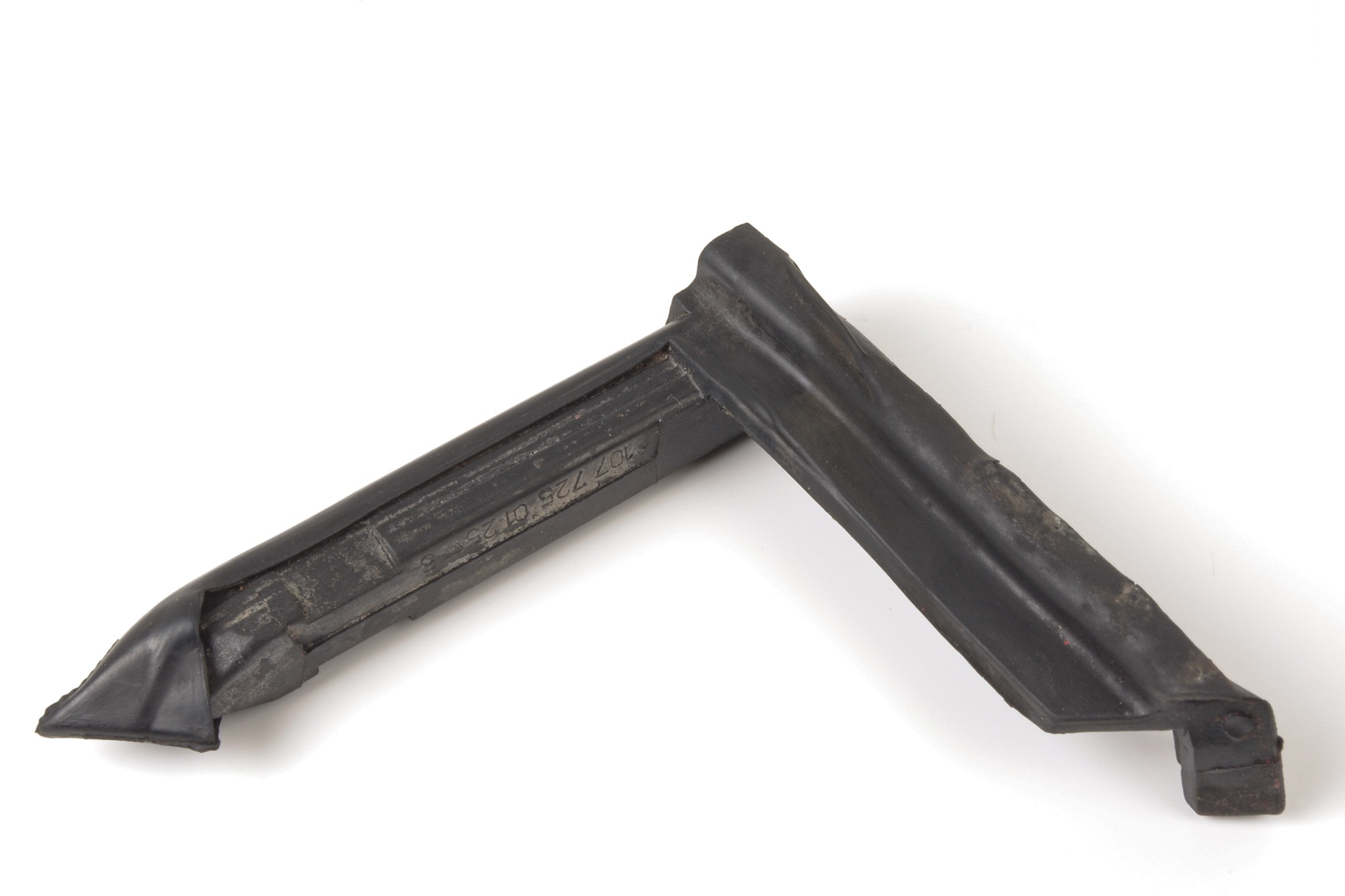 Mercedes 1077250125 Window Seal - Left | C107 R107 SL