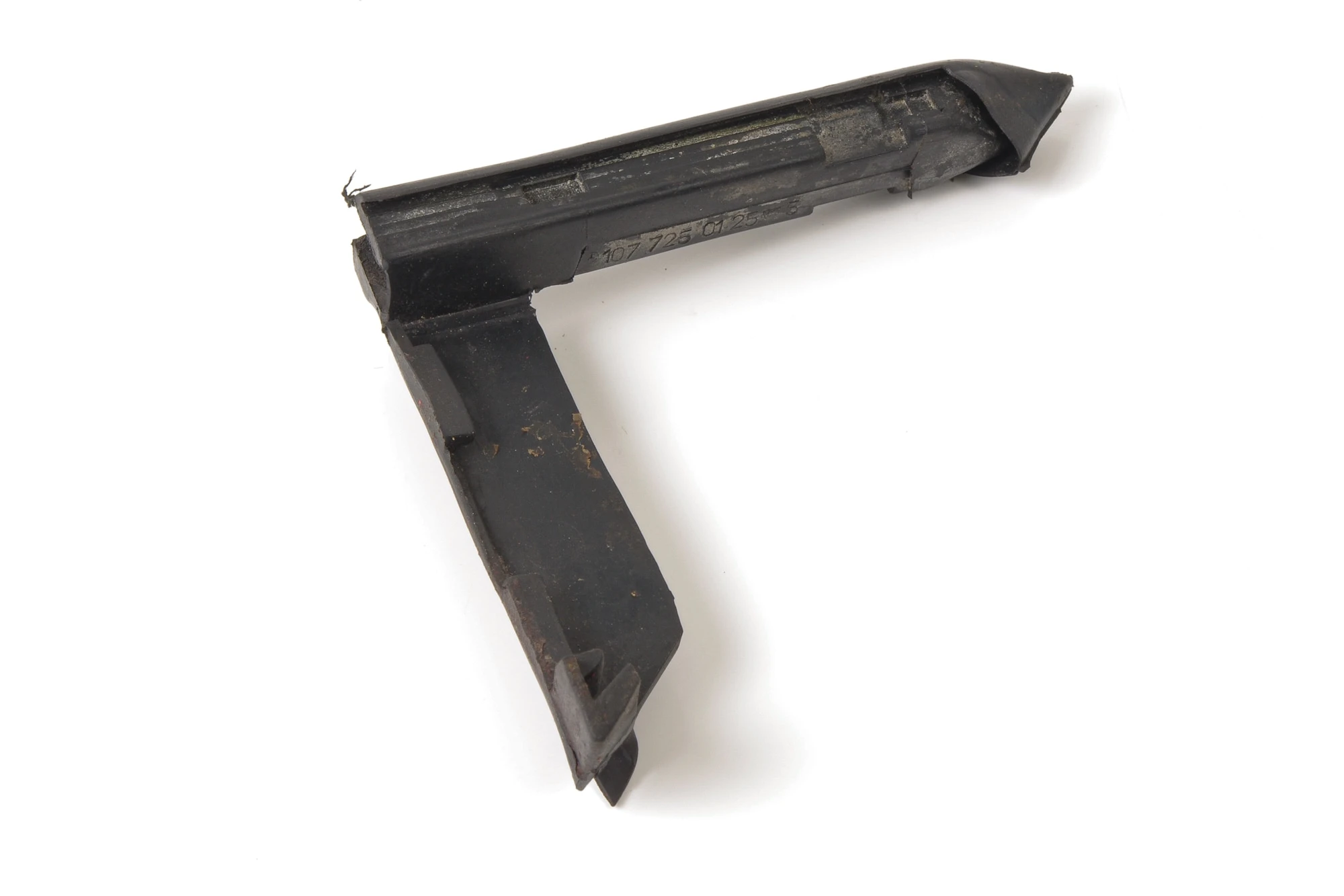 Mercedes 1077250125 Window Seal - Left | C107 R107 SL