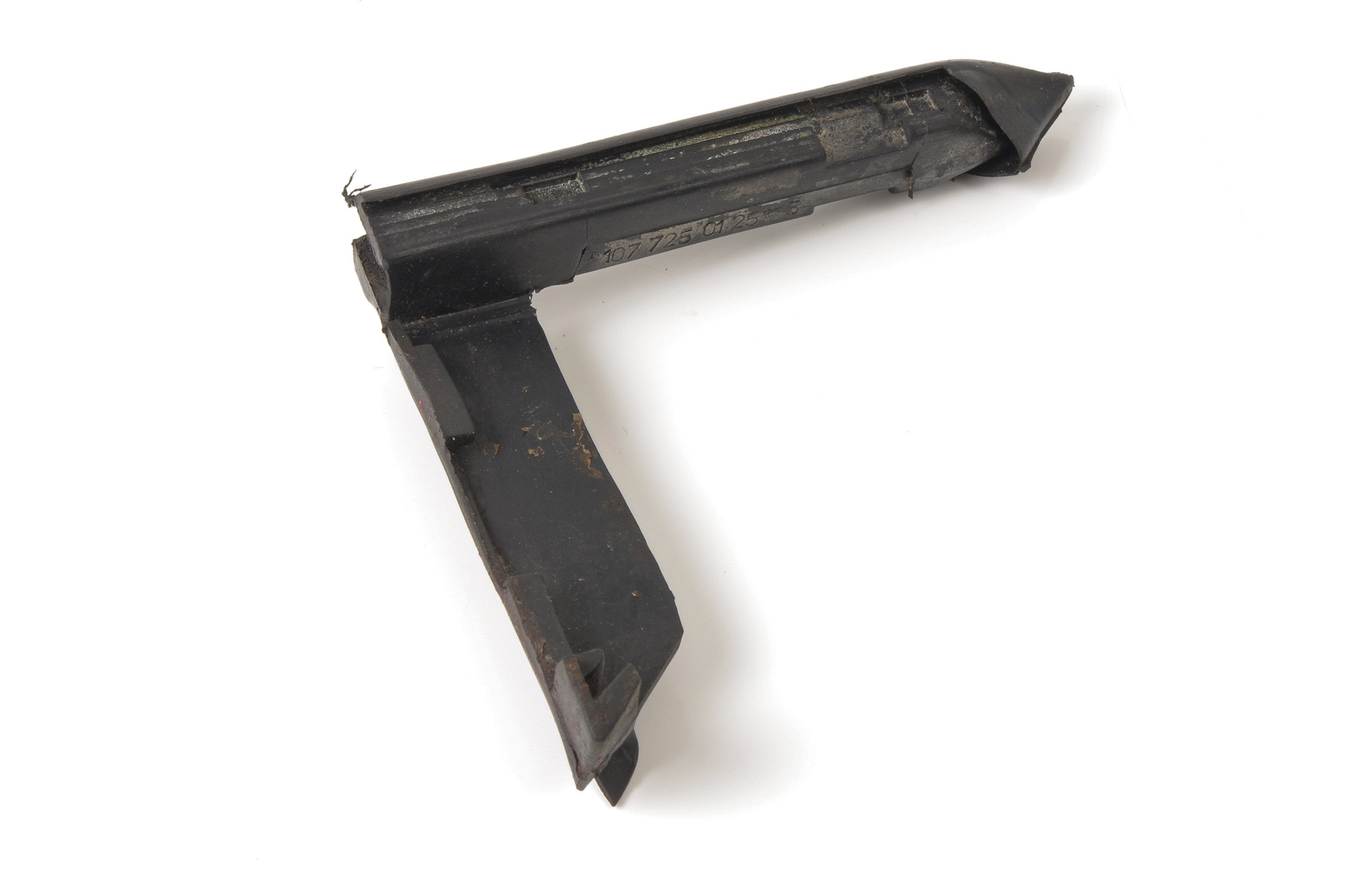 Mercedes 1077250125 Window Seal - Left | C107 R107 SL