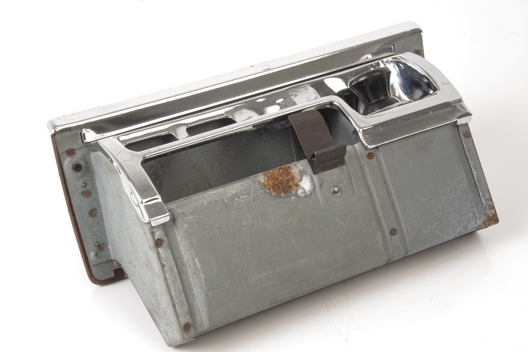 Mercedes 1168100430 Ashtray | C107 R107 SL W116 S