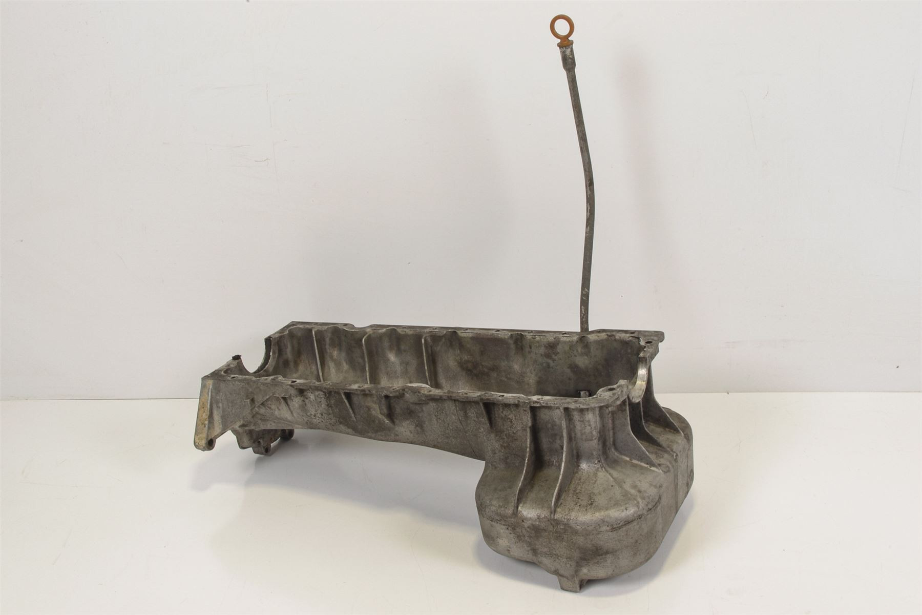 Mercedes 6170100913 Oil Sump | W123 V123 C123 S123 E W460 G