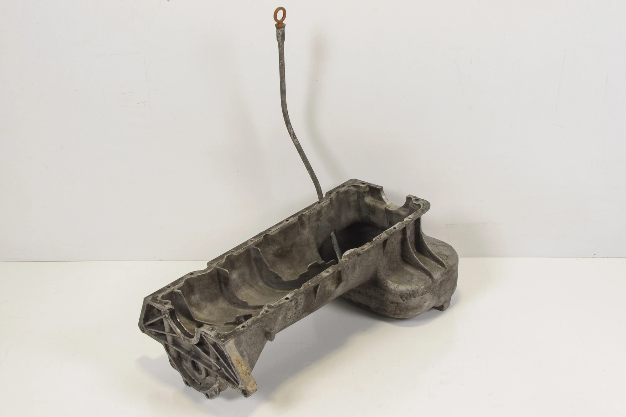 Mercedes 6170100913 Oil Sump | W123 V123 C123 S123 E W460 G