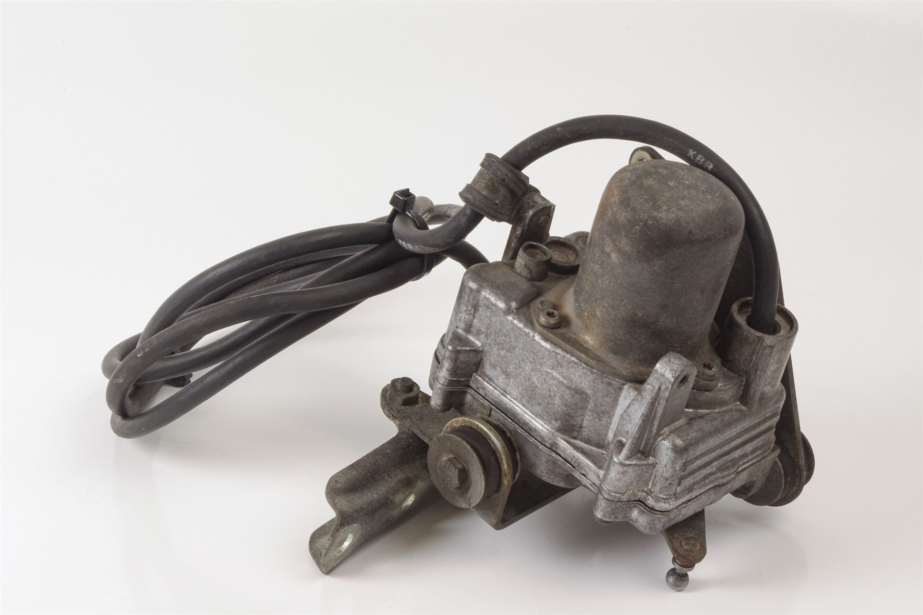 Mercedes 0005453365 Cruise Control Actuator (b) | W123 E R129 SL W463 G W638 V