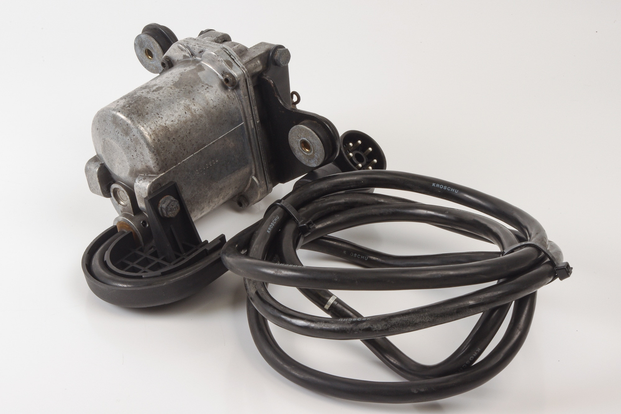 Mercedes 0005453165 ASR Actuator | R129 SL