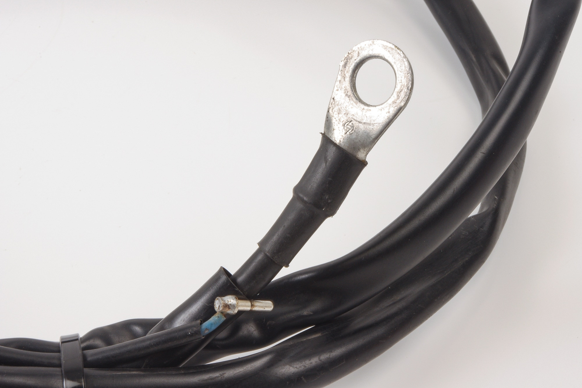 Mercedes 1295404110 Alternator Wiring Harness | R129 SL