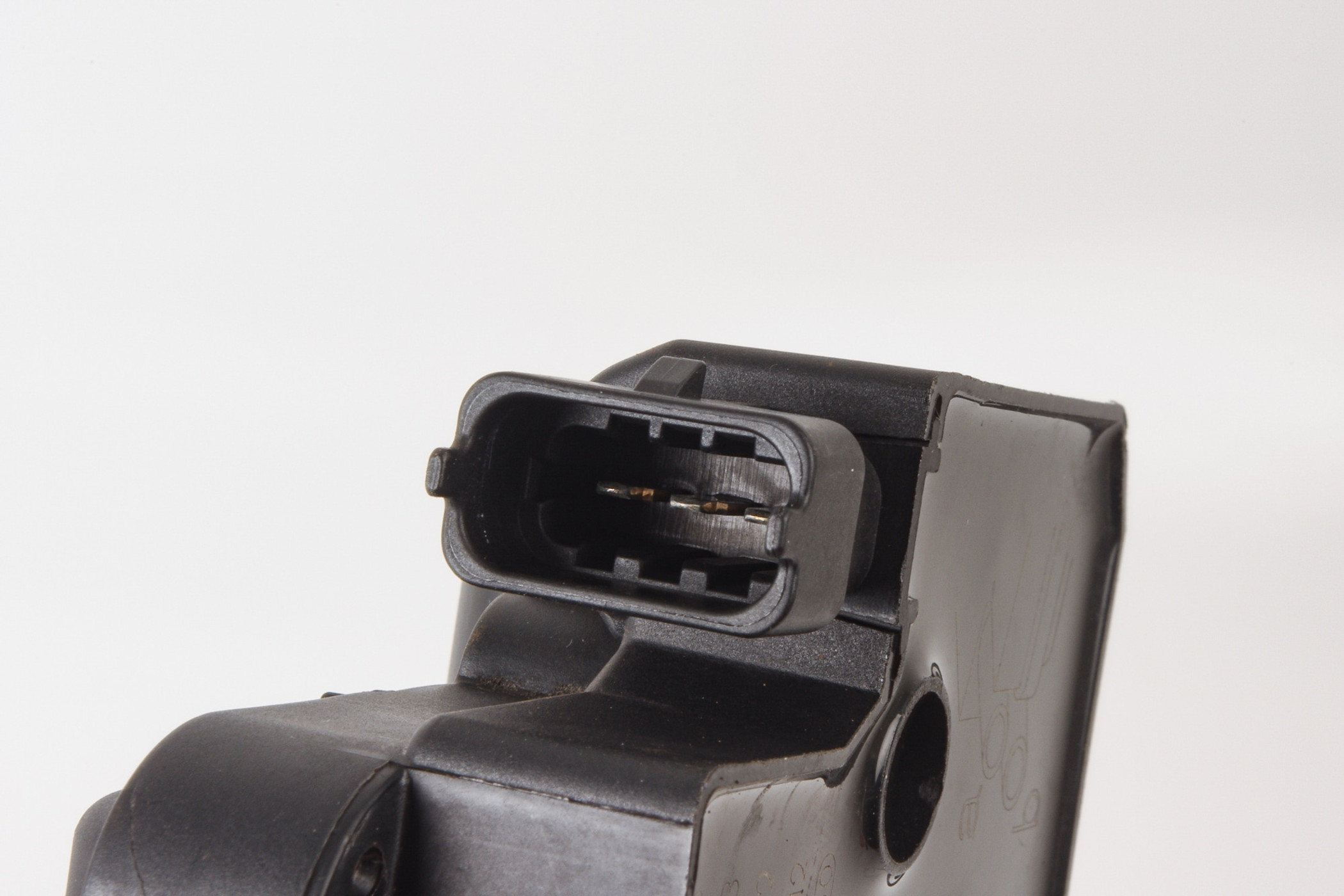 Mercedes 0001587303 Ignition Coil (a) | R129 SL W163 M R170 SLK W202 W203 C...