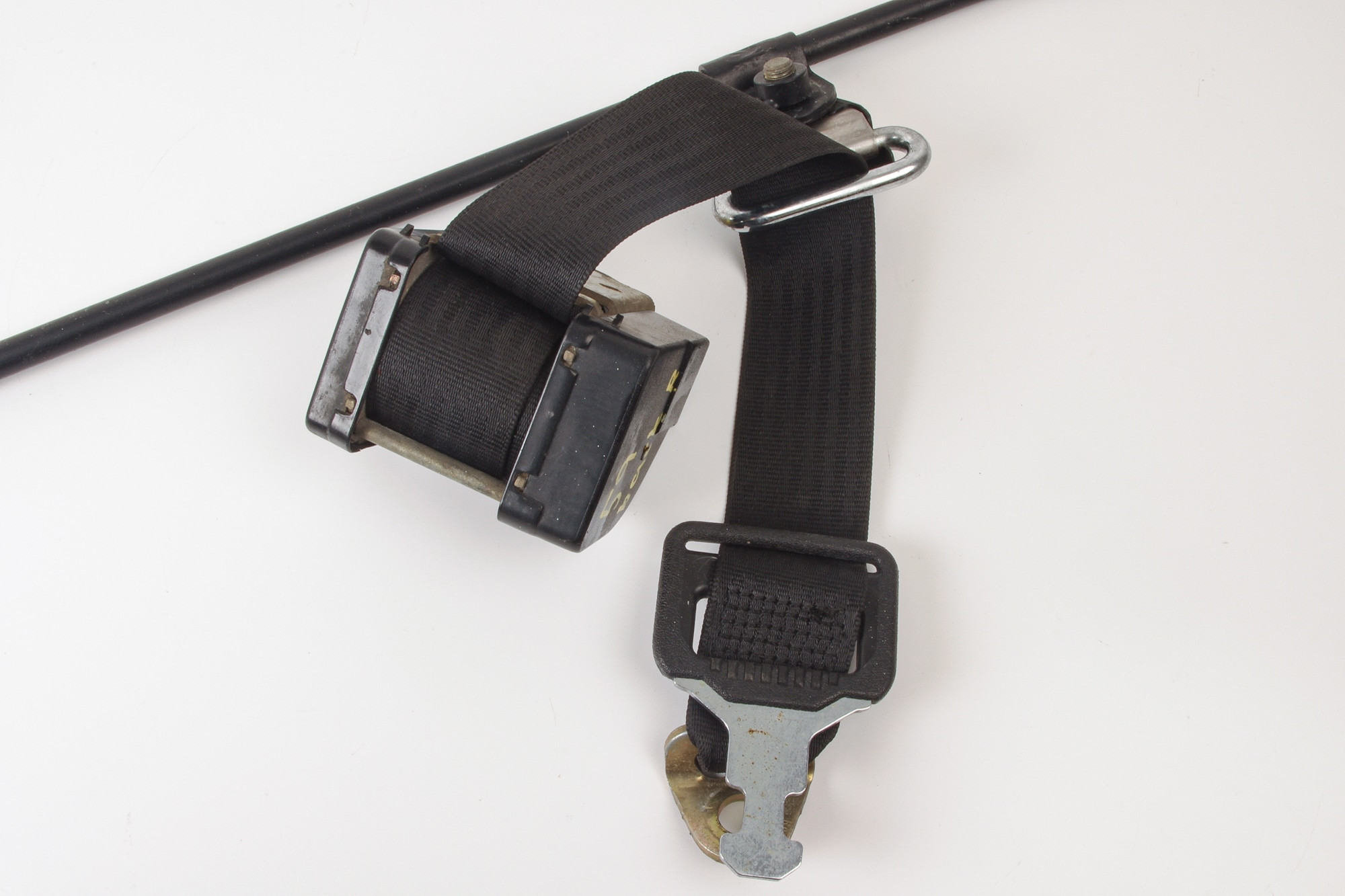 Mercedes 0008601183 Seat Belt - Rear Right Black | W460 W461 G