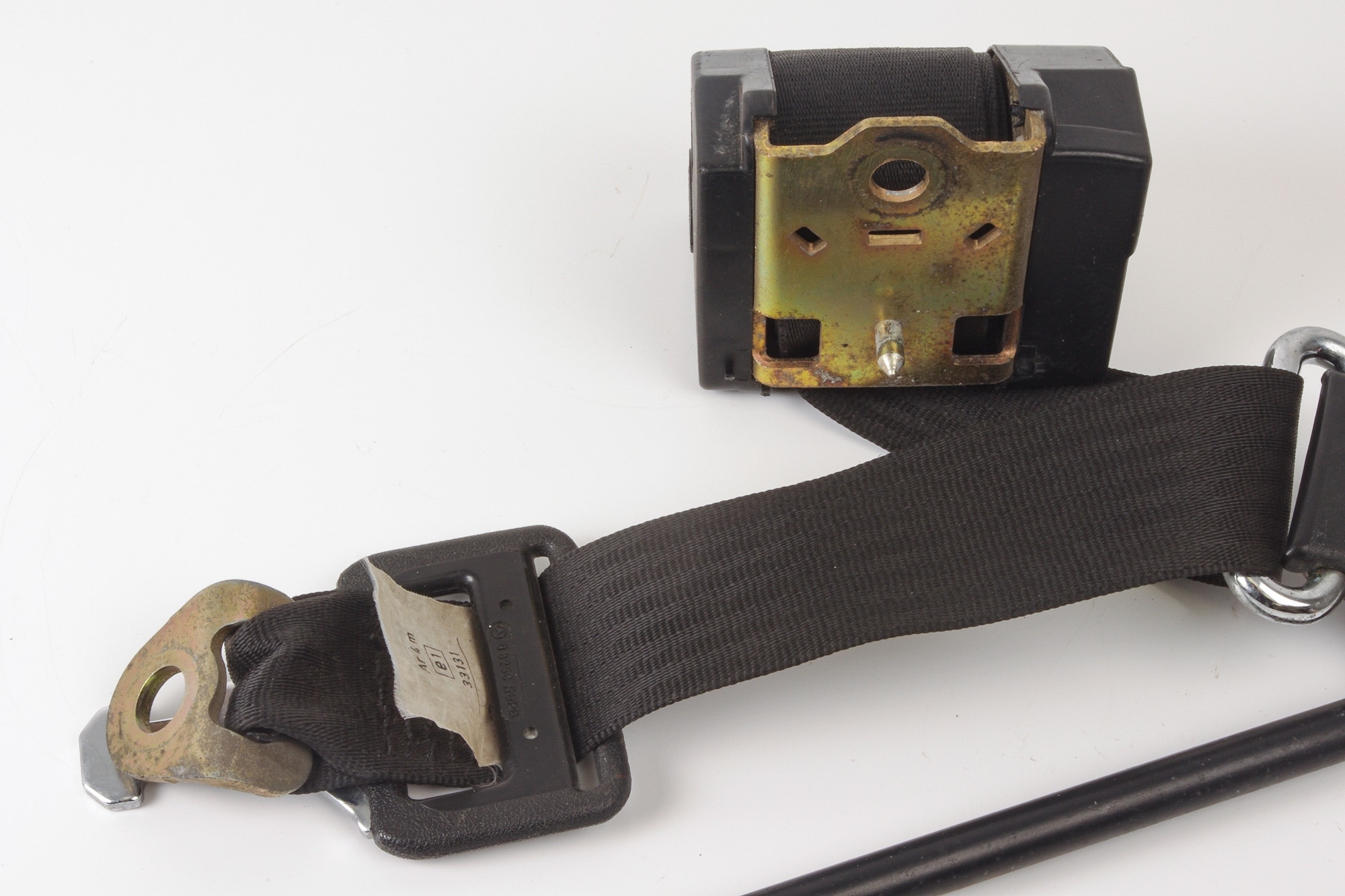 Mercedes 0008601183 Seat Belt - Rear Right Black (a) | W460 W461 G