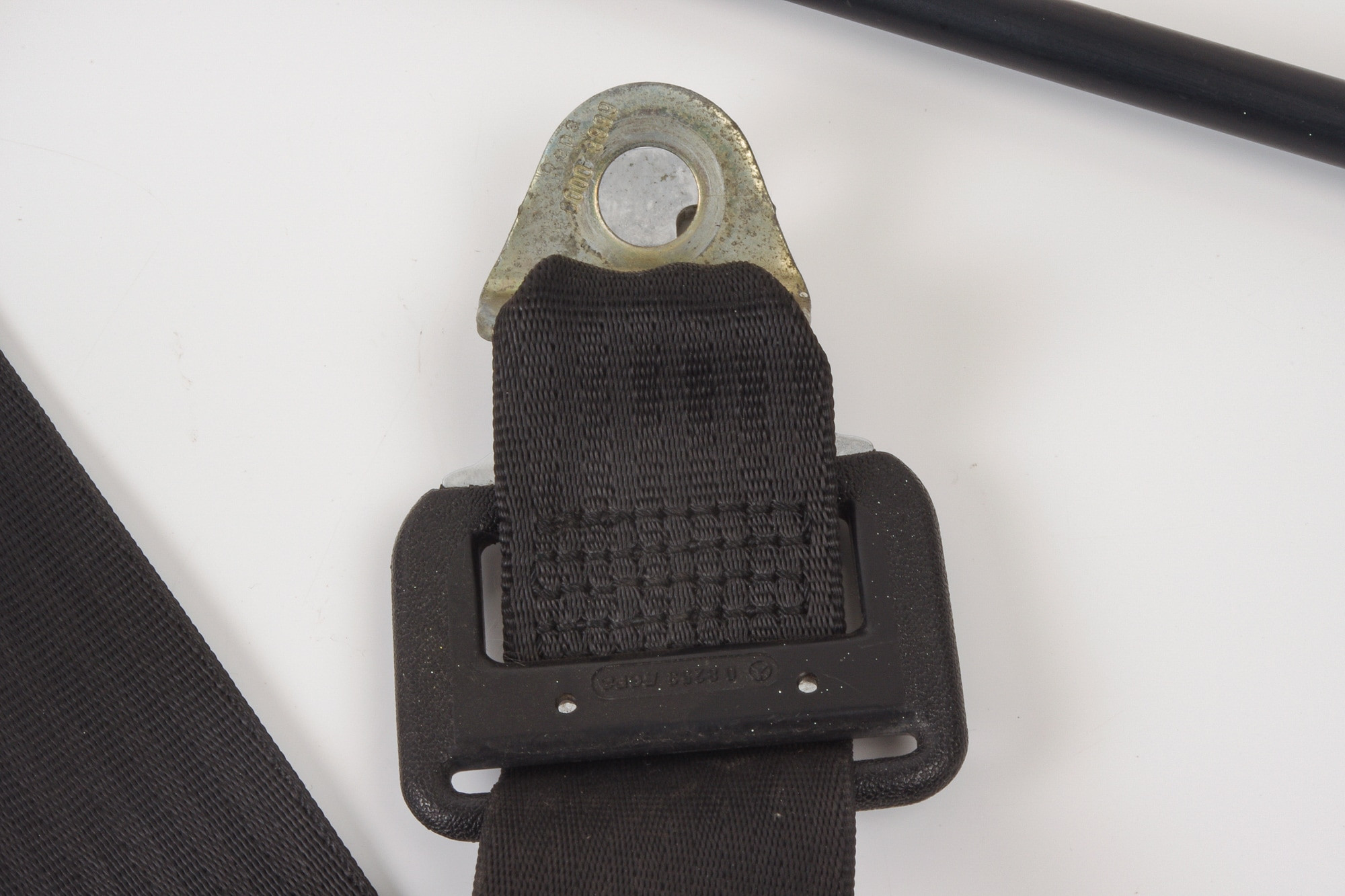 Mercedes 0008601283 Seat Belt - Rear Left Black | W460 W461 G