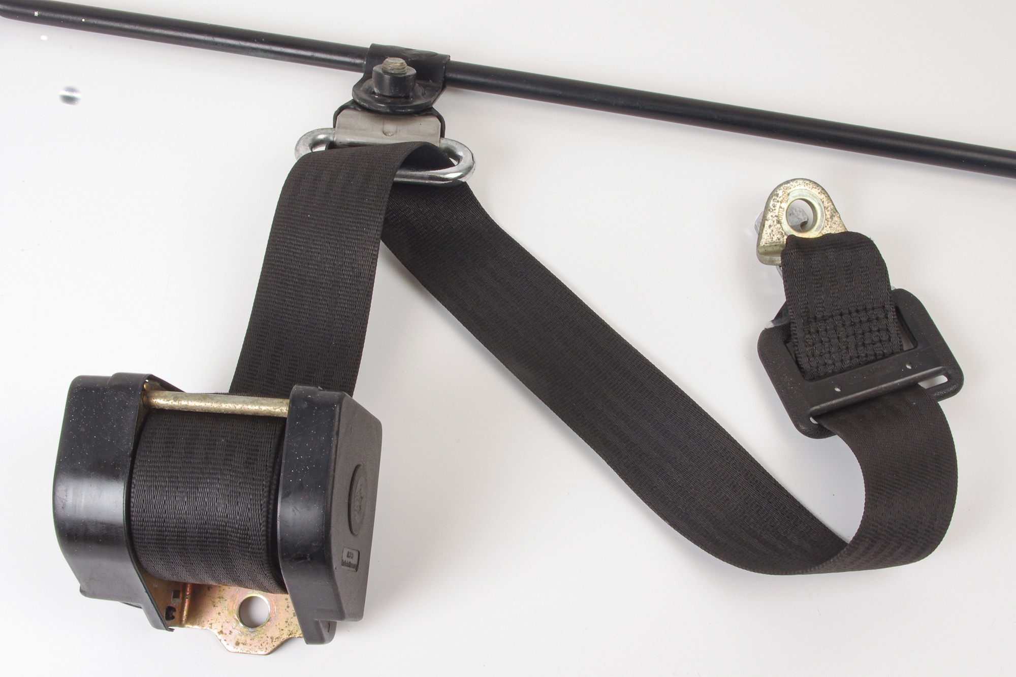 Mercedes 0008601283 Seat Belt - Rear Left Black | W460 W461 G