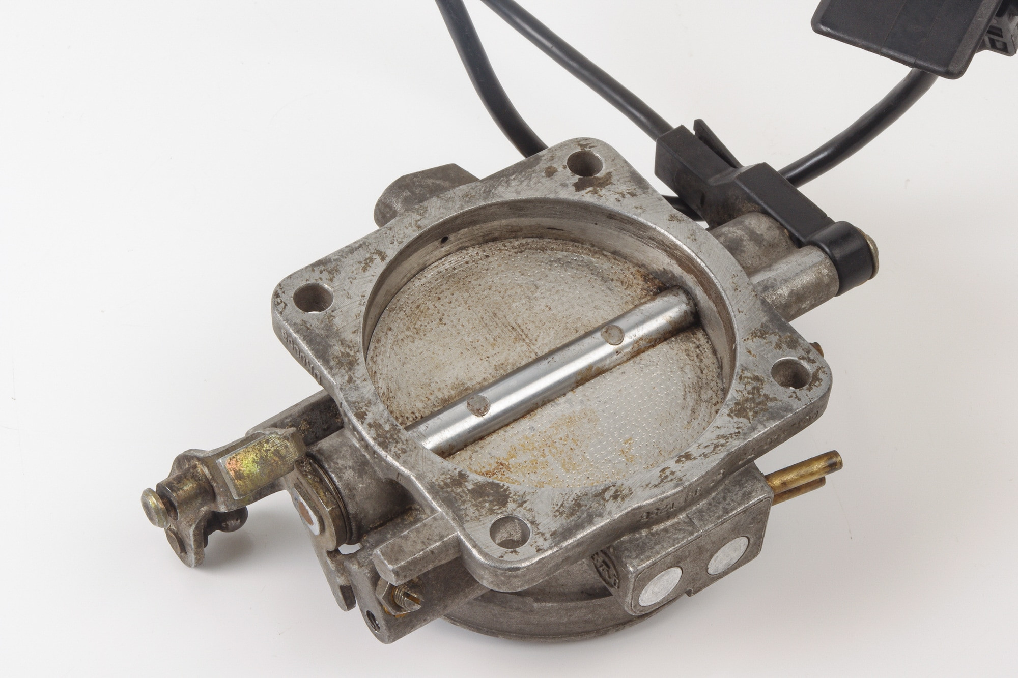 Mercedes 0011407753 Throttle Body | R107 SL W126 V126 C126 S W463 G