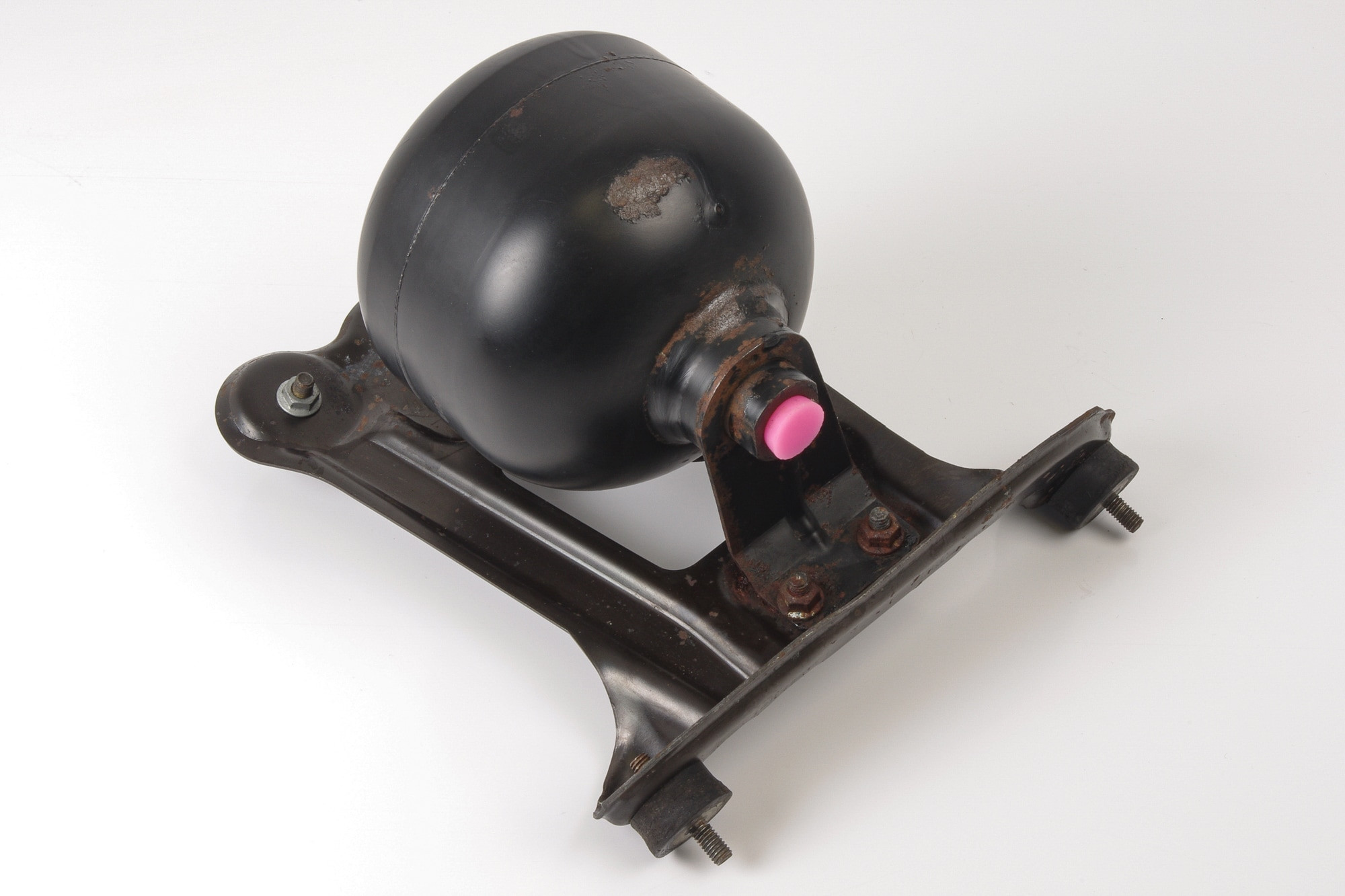 Mercedes 2203270115 Suspension Accumulator (a) | C215 CL W220 S R230 SL