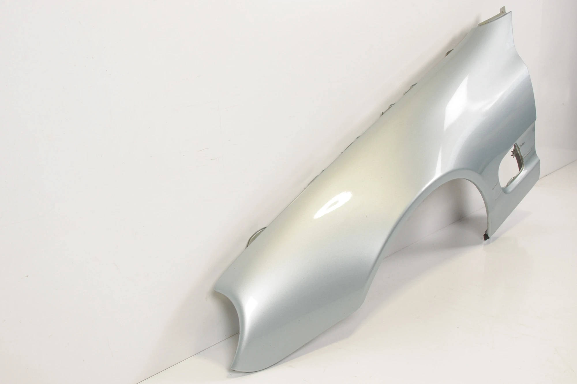 Mercedes 2308800118 Wing - Front Left Silver | R230 SL