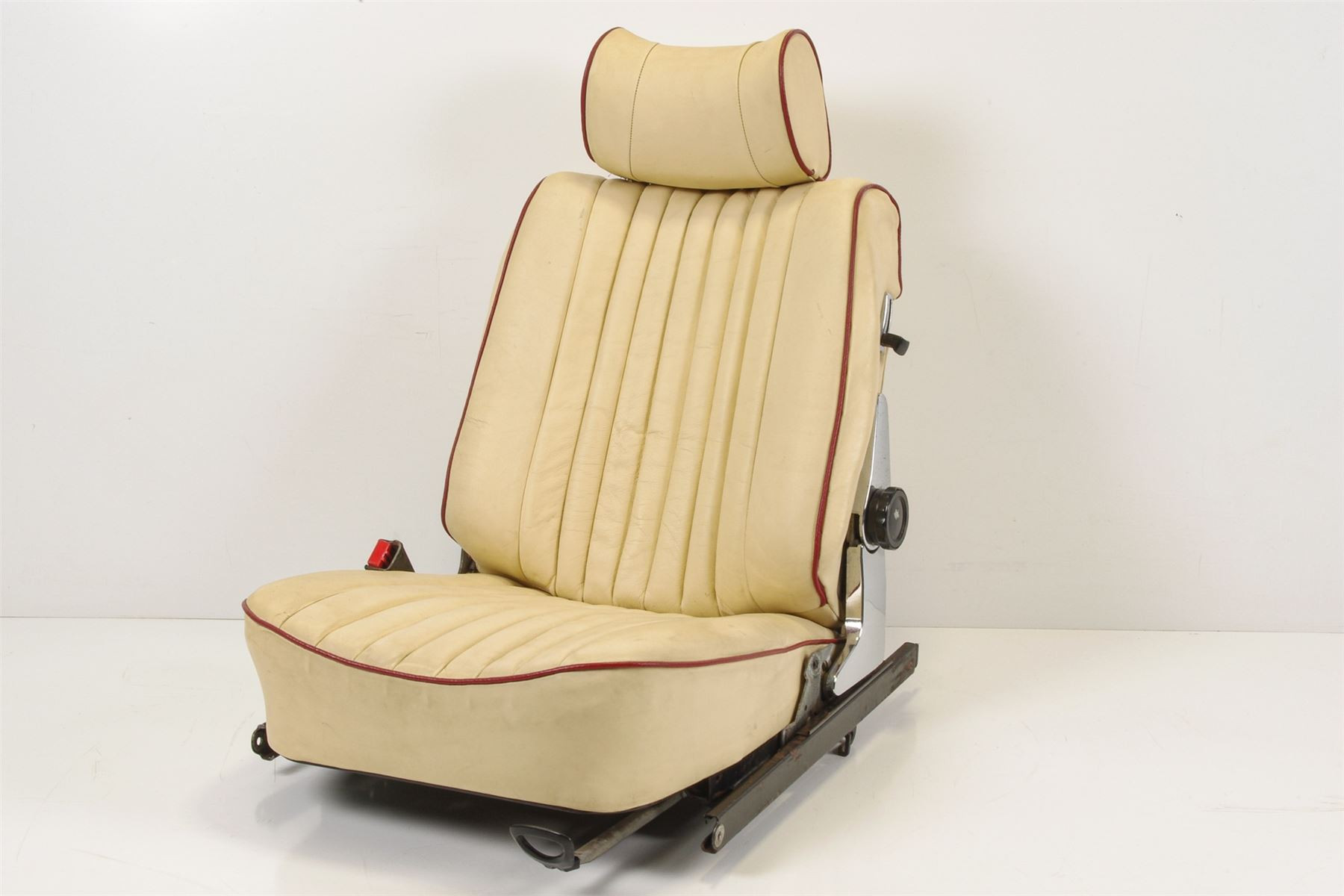 Mercedes 1079100142 Seat - Front Left Cream | C107 R107 SL