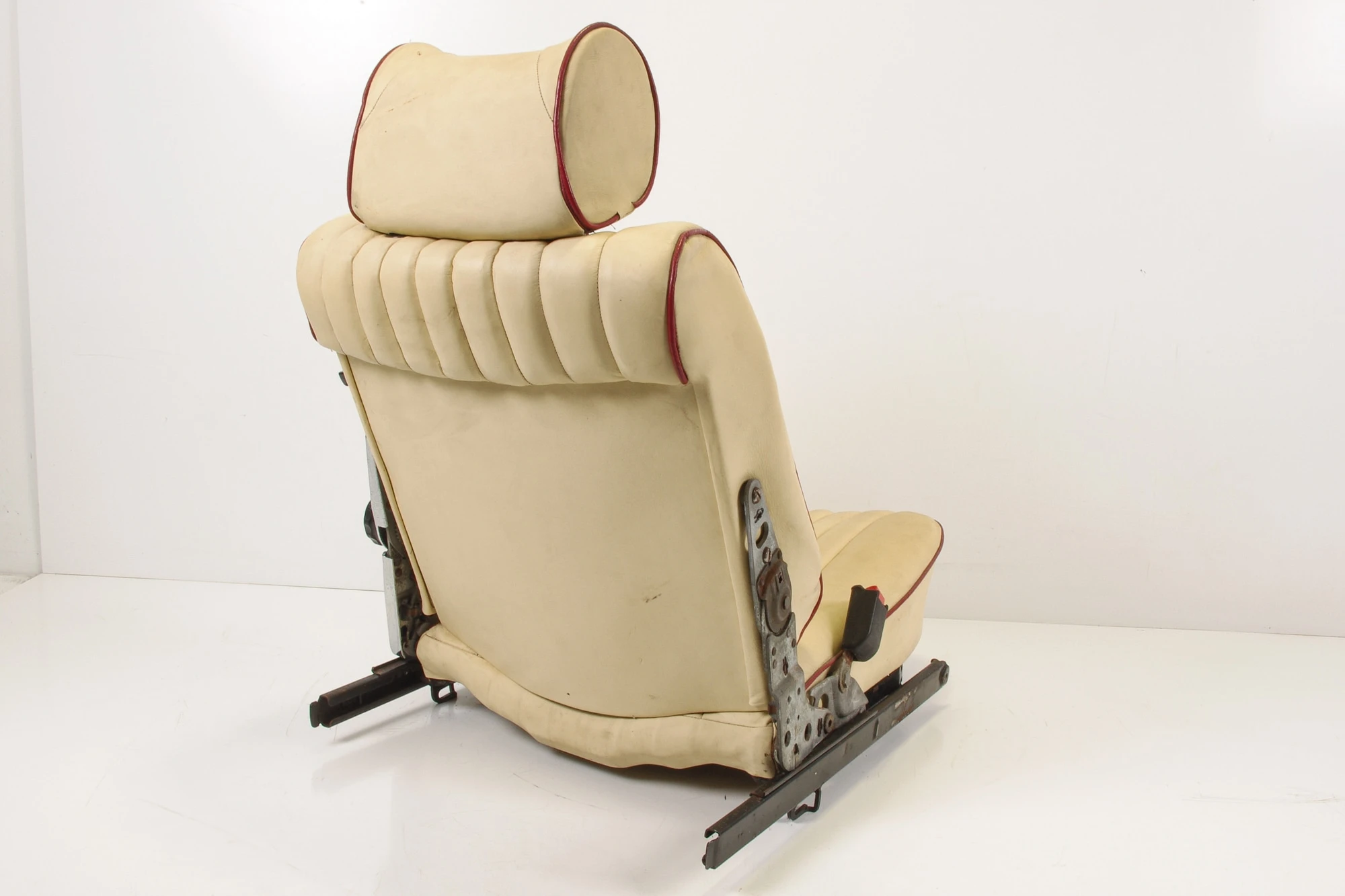 Mercedes 1079100142 Seat - Front Left Cream | C107 R107 SL