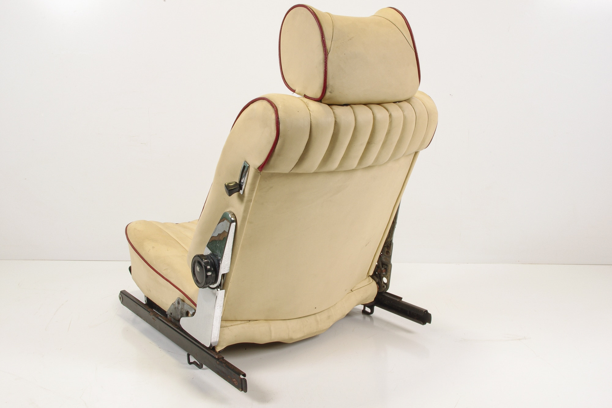 Mercedes 1079100142 Seat - Front Left Cream | C107 R107 SL