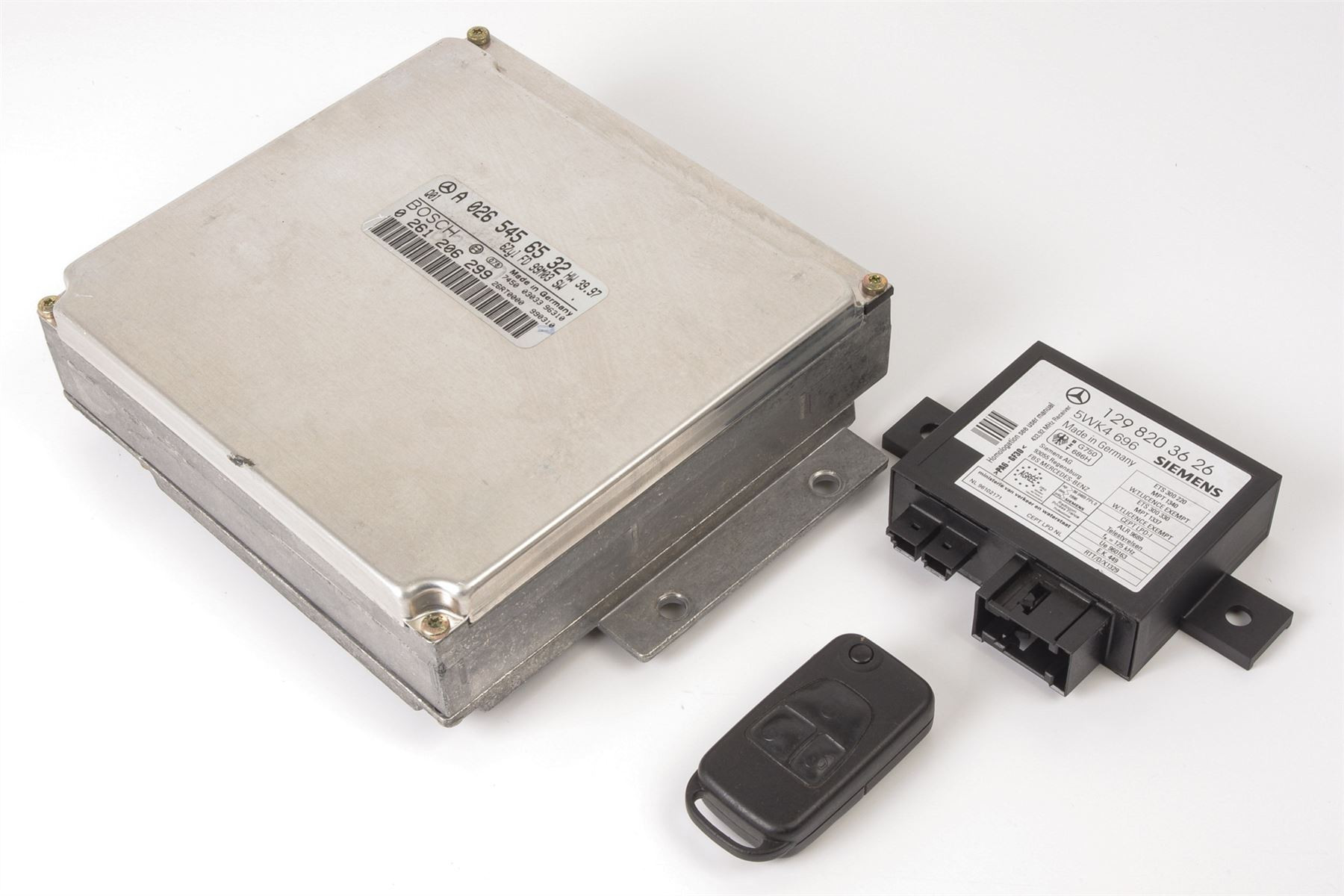 Mercedes 0265456532 Engine ECU Key Fob Coded Set (a) | R129 SL W202 C C208...