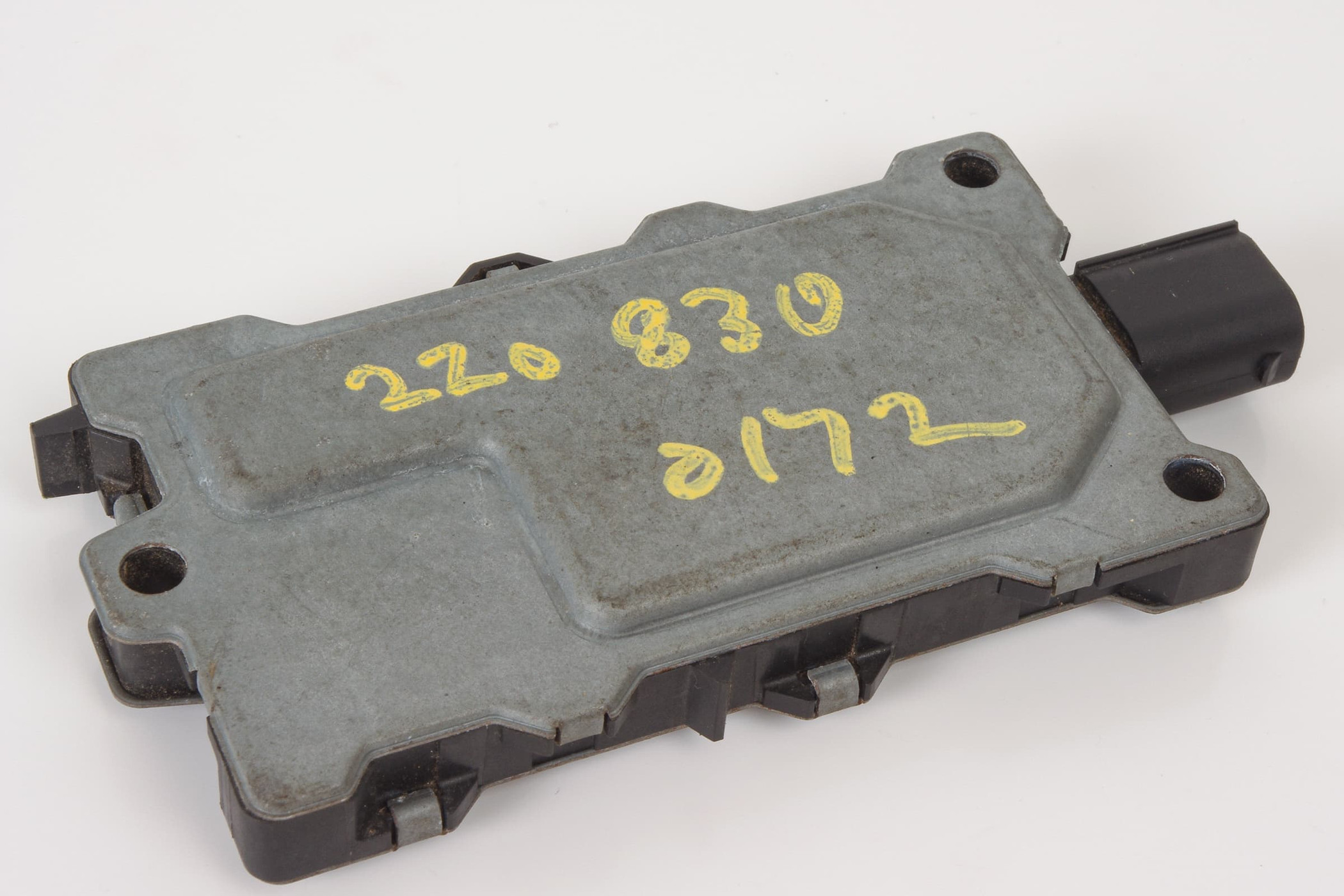 Mercedes 2208300172 Air Quality Sensor | W203 C C215 CL W220 S