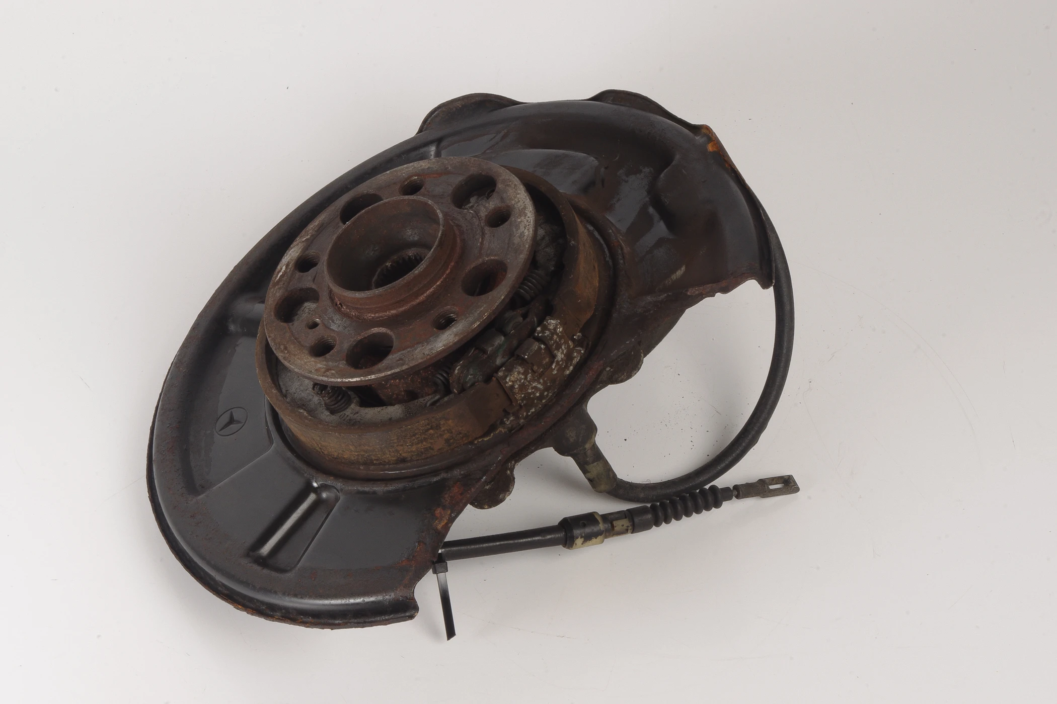 Mercedes 2303508508 Wheel Hub Housing - Rear Left | R230 SL