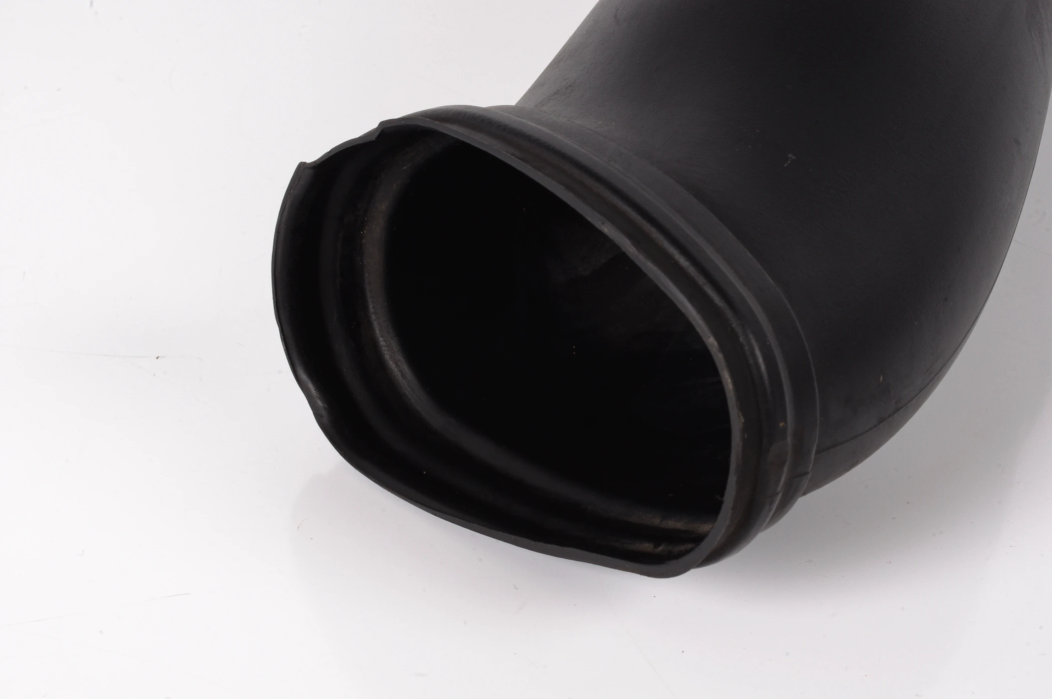Mercedes 1130941682 Intake Pipe - Right | R230 SL