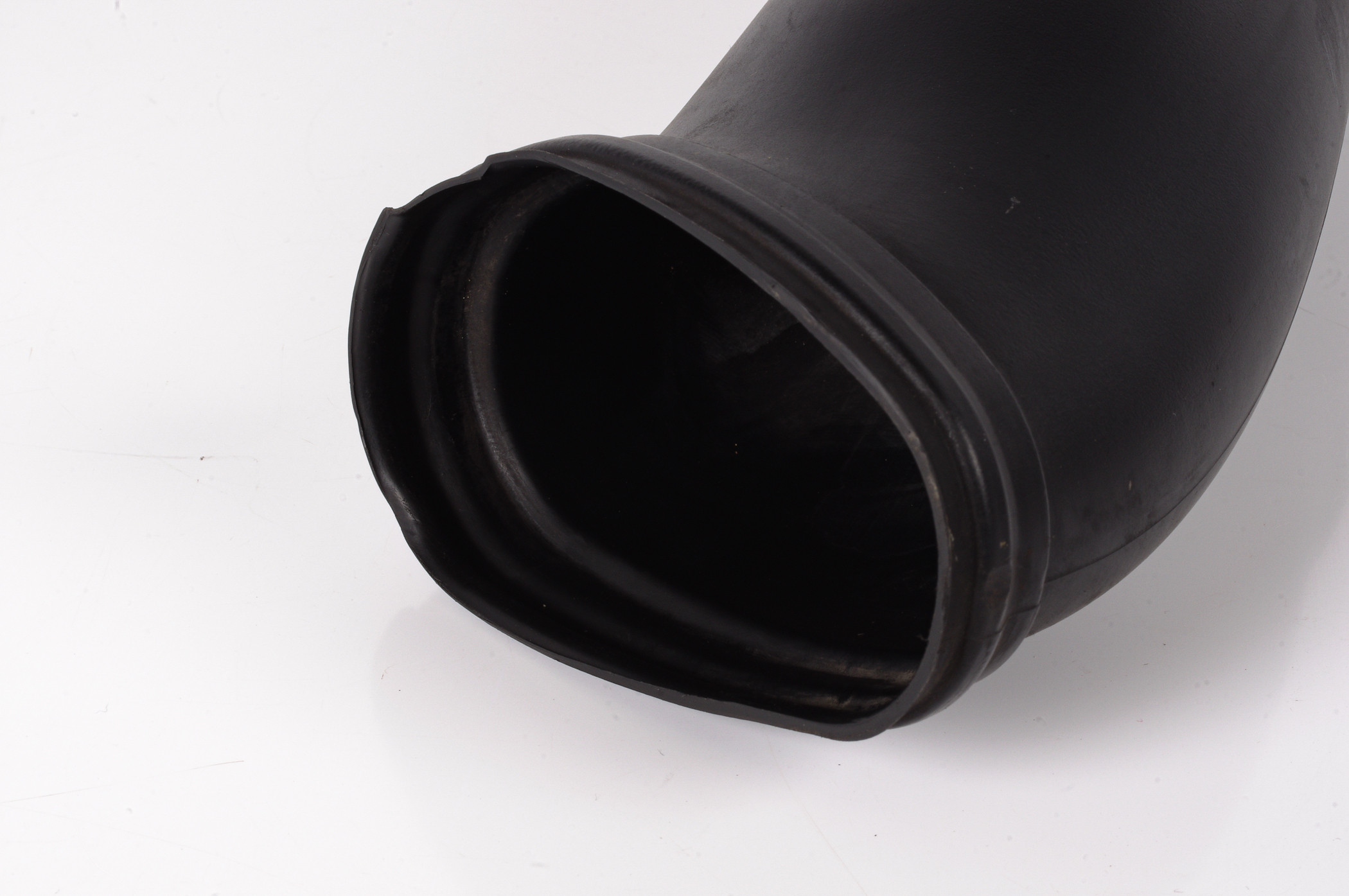 Mercedes 1130941682 Intake Pipe - Right | R230 SL