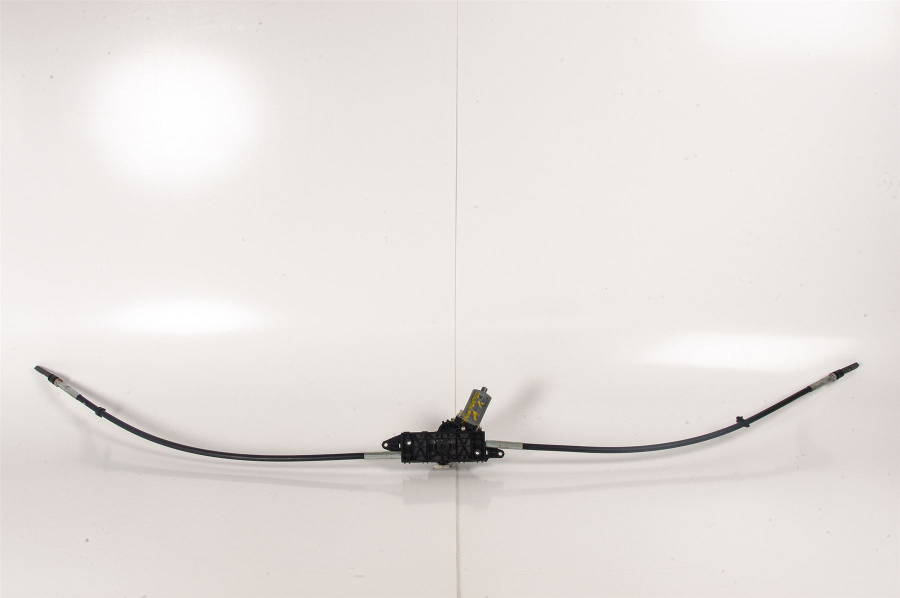 Mercedes 2308201942 Hat Tray Motor | R230 SL