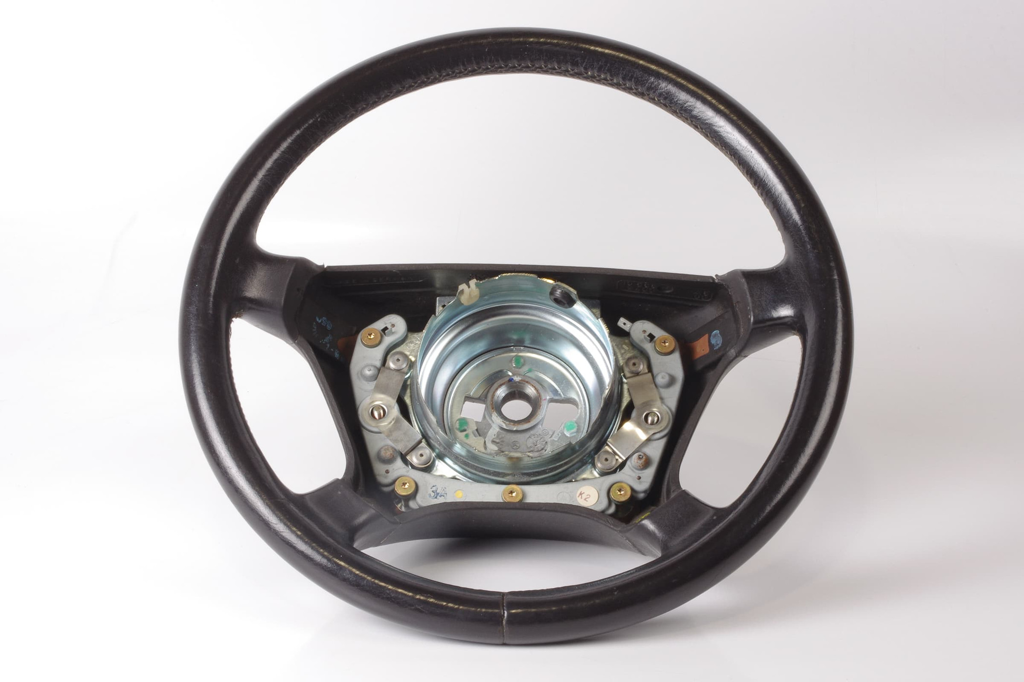 Mercedes 1404604603 Steering Wheel - Black (a) | C107 R107 R129 SL W123 W124...