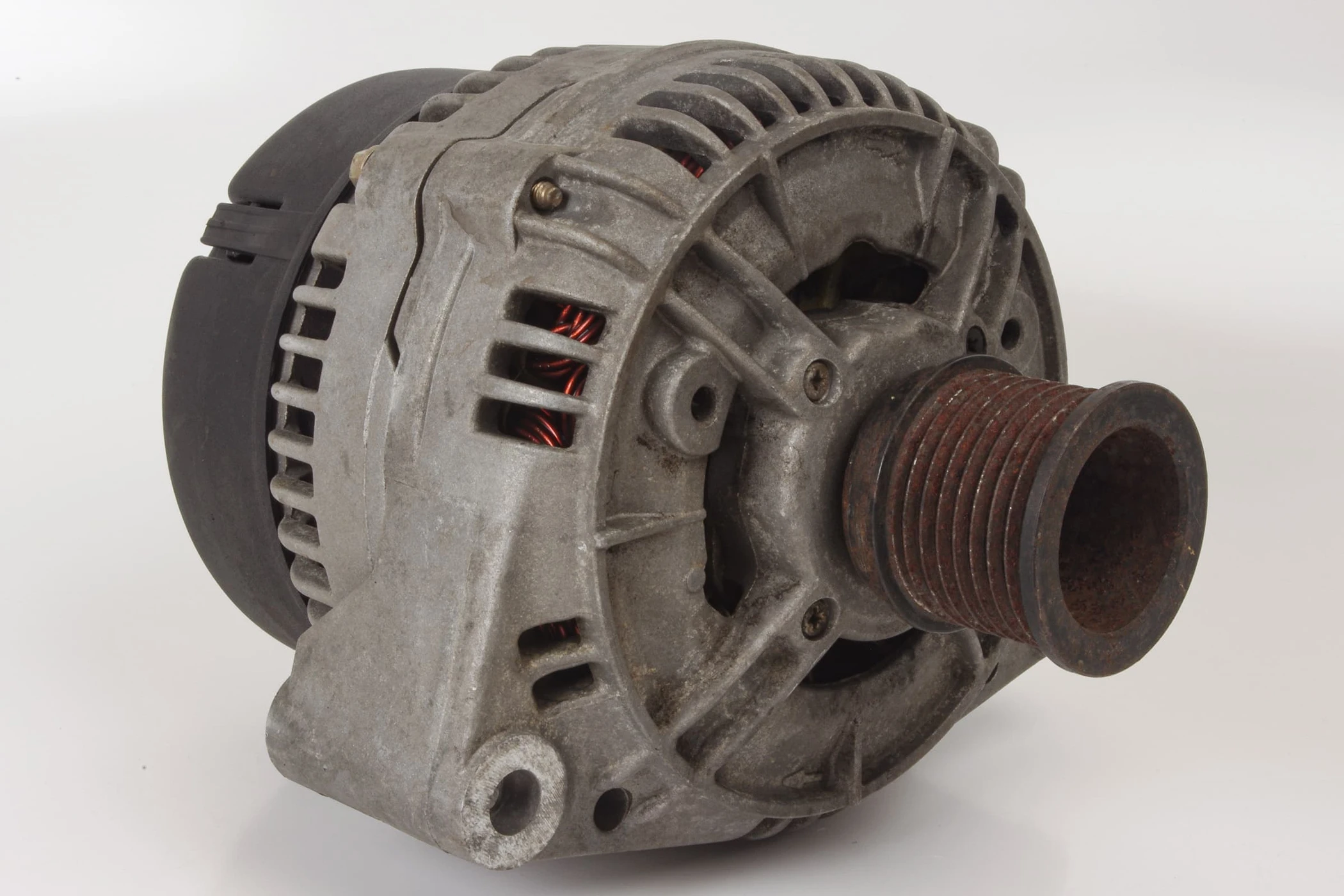 Mercedes 0081547302 Alternator | W140 V140 C140 S