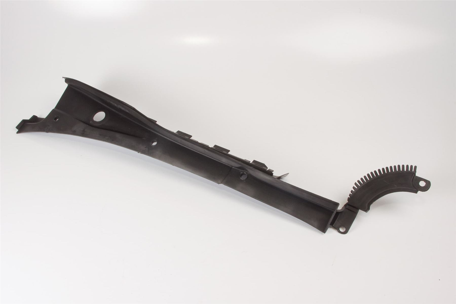 Mercedes 1408302328 Water Baffle - Front Left | W140 V140 C140 S