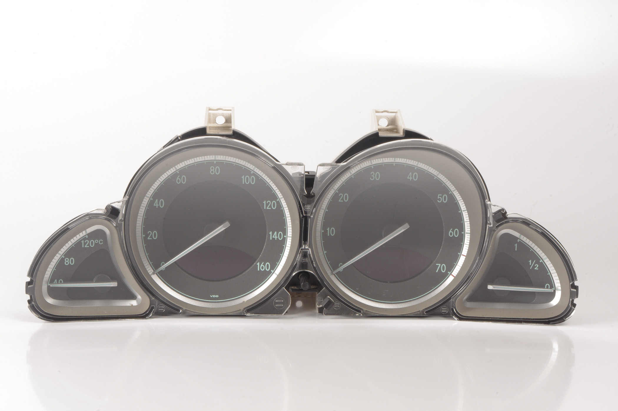 Mercedes 2305407647 Instrument Cluster | R230 SL