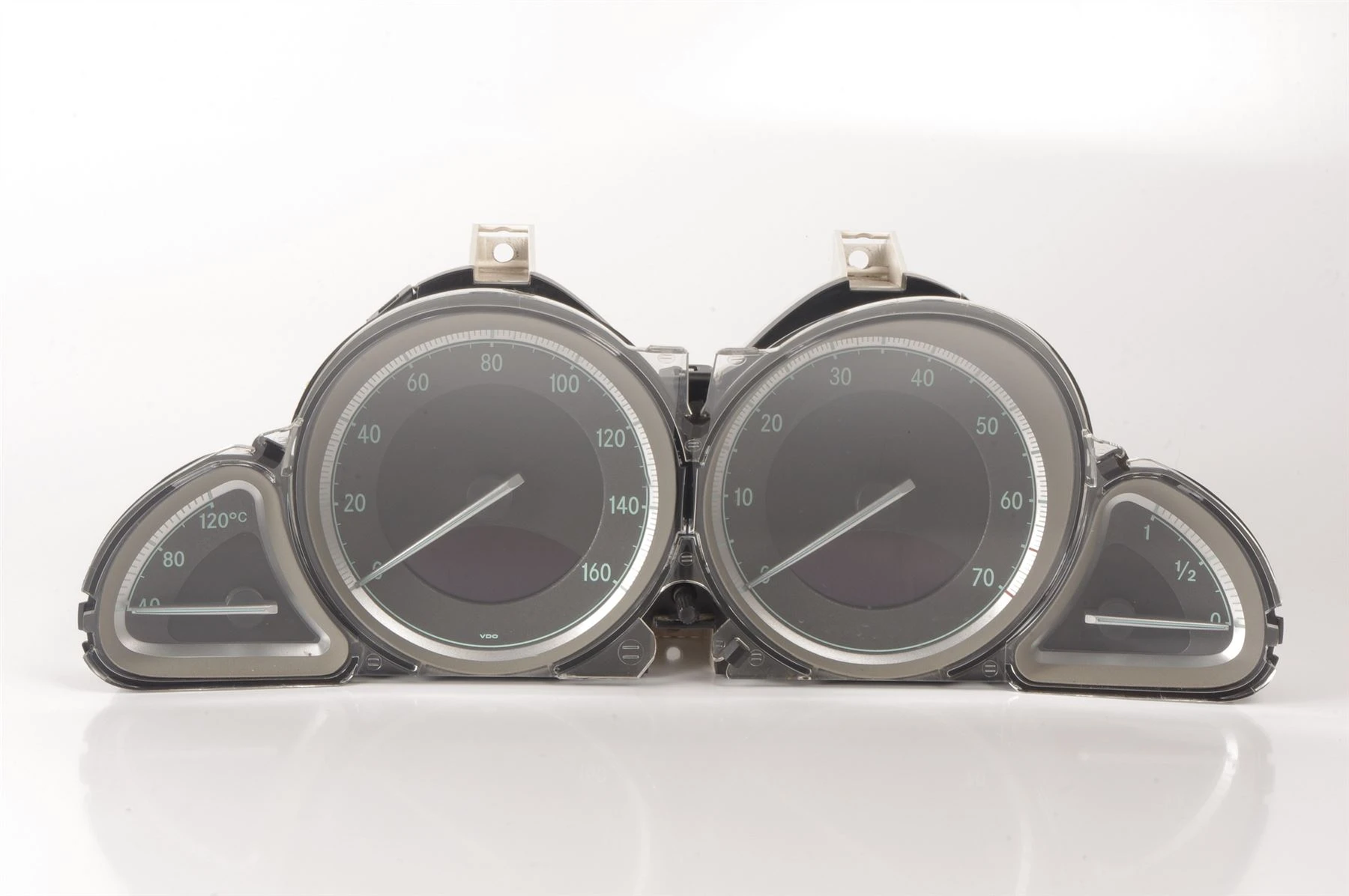 Mercedes 2305407647 Instrument Cluster | R230 SL