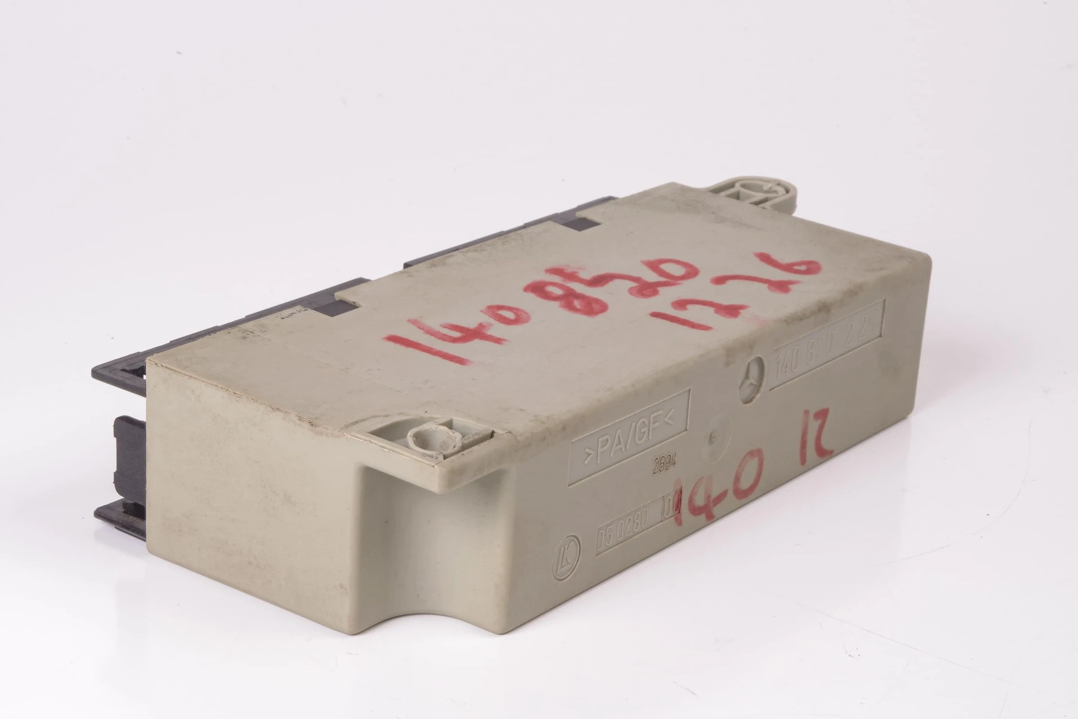 Mercedes 1408201226 Seat Adjust Relay | W140 V140 S
