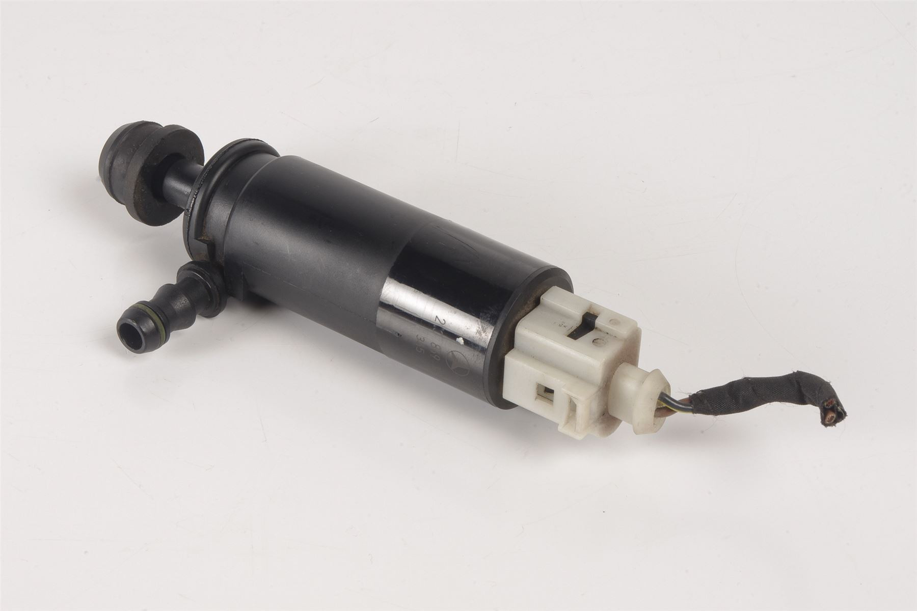 Mercedes 2108691221 Windscreen Washer Pump | R172 SLK W203 CL203 W204 C C207...