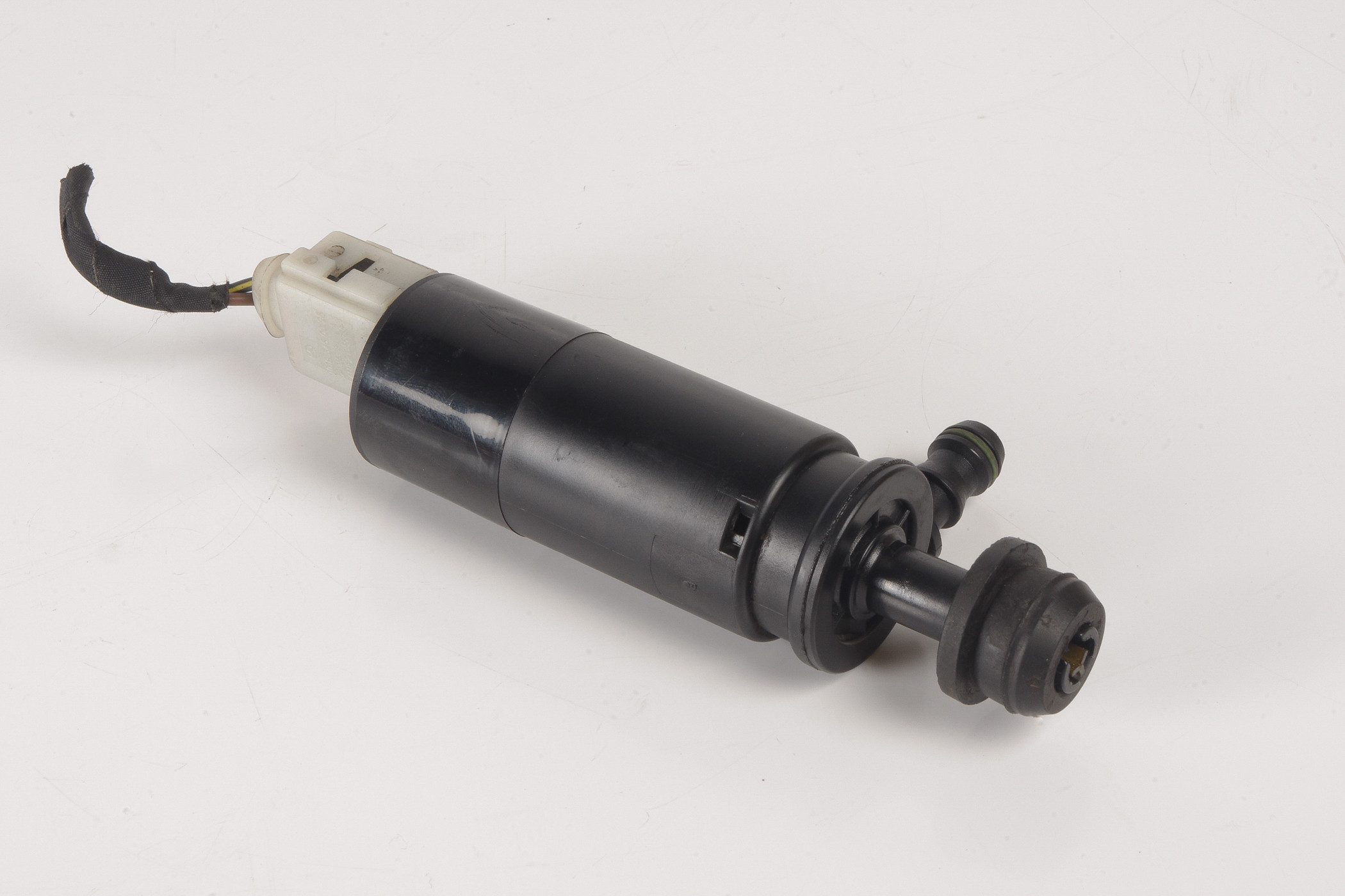 Mercedes 2108691221 Windscreen Washer Pump | R172 SLK W203 CL203 W204 C C207...