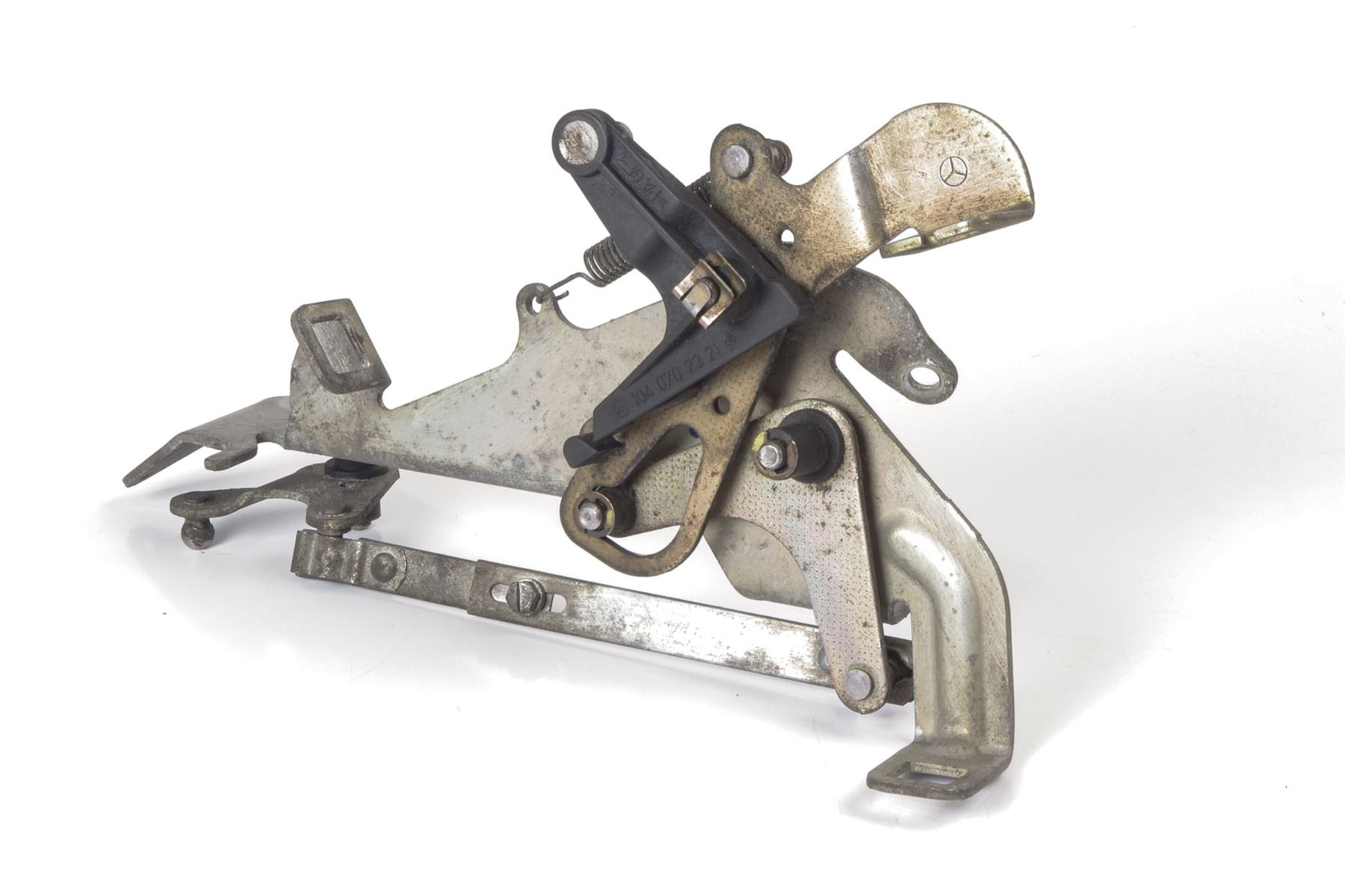 Mercedes 1040701424 Throttle Control Linkage | W124 W210 E R129 SL W140 S...