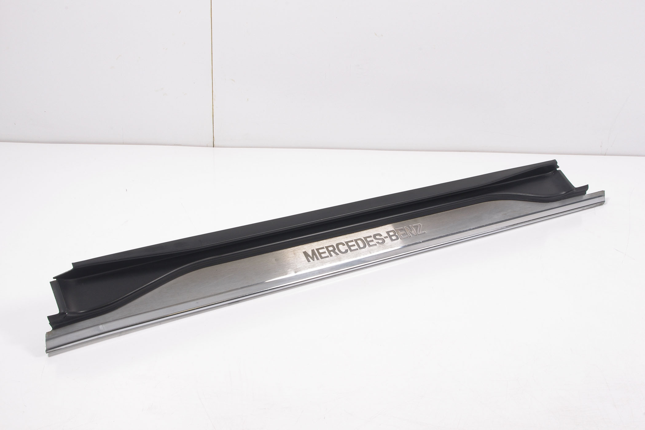 Mercedes 1296800435 Door Sill - Right Black | R129 SL