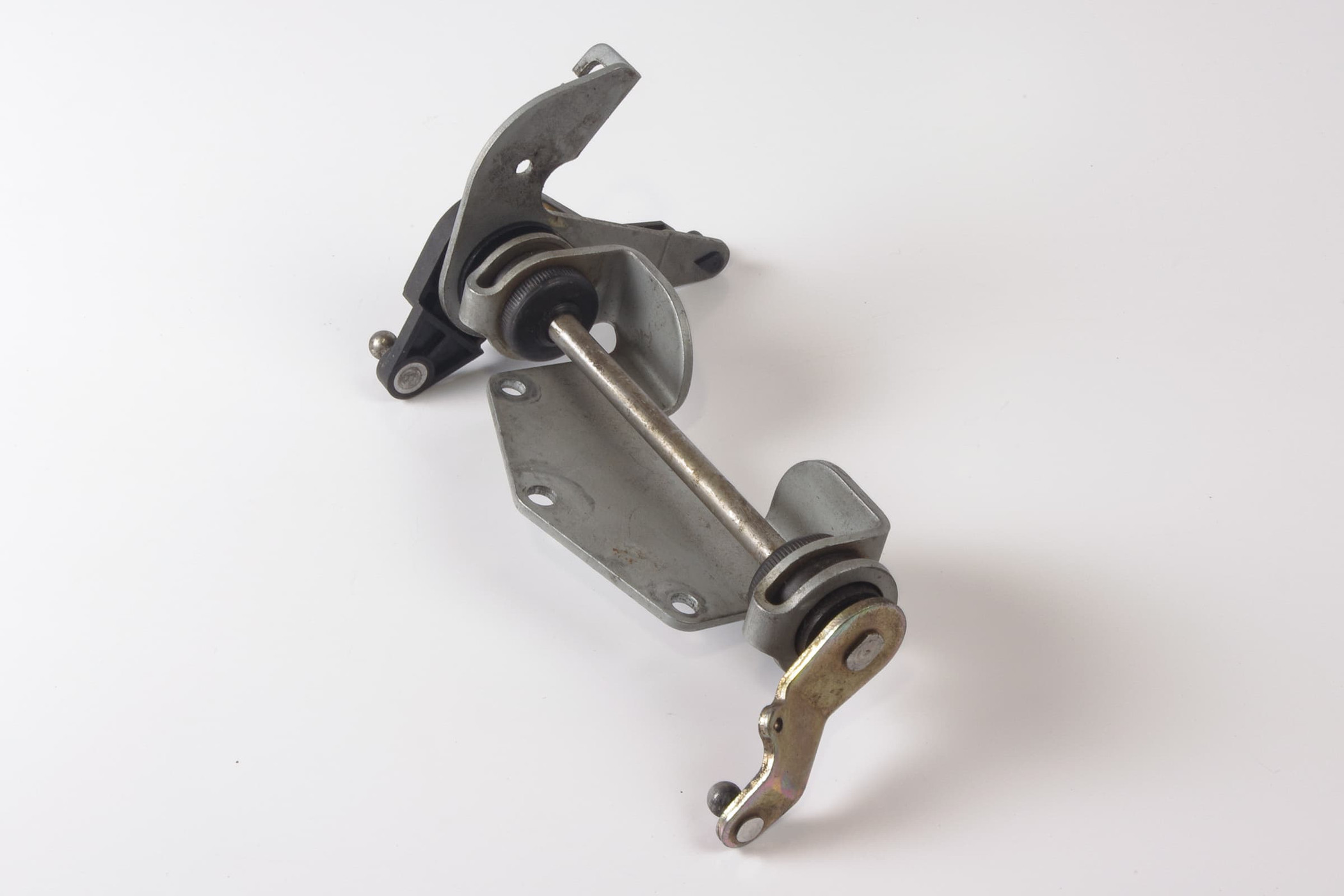 Mercedes 1200701321 Throttle Control Linkage | R129 SL W140 V140 C140 S