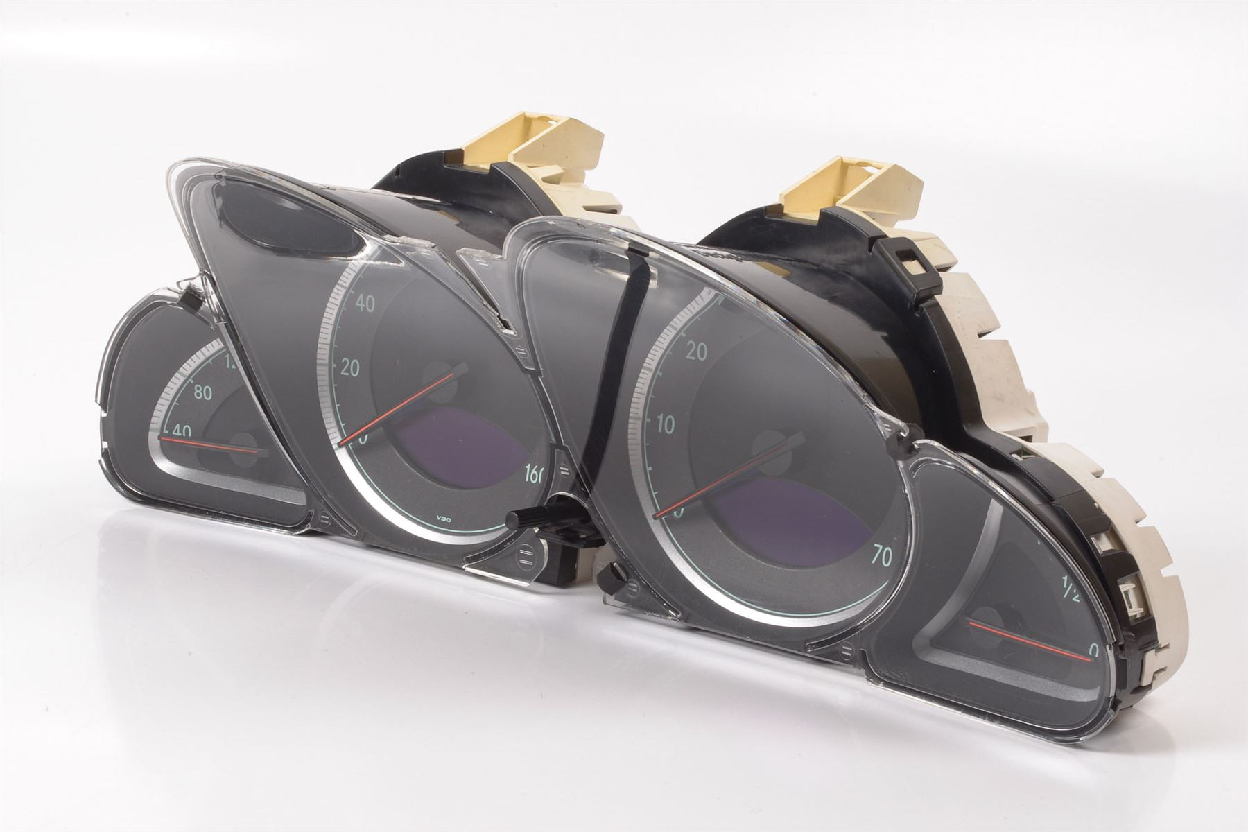 Mercedes 2305407811 Instrument Cluster | R230 SL