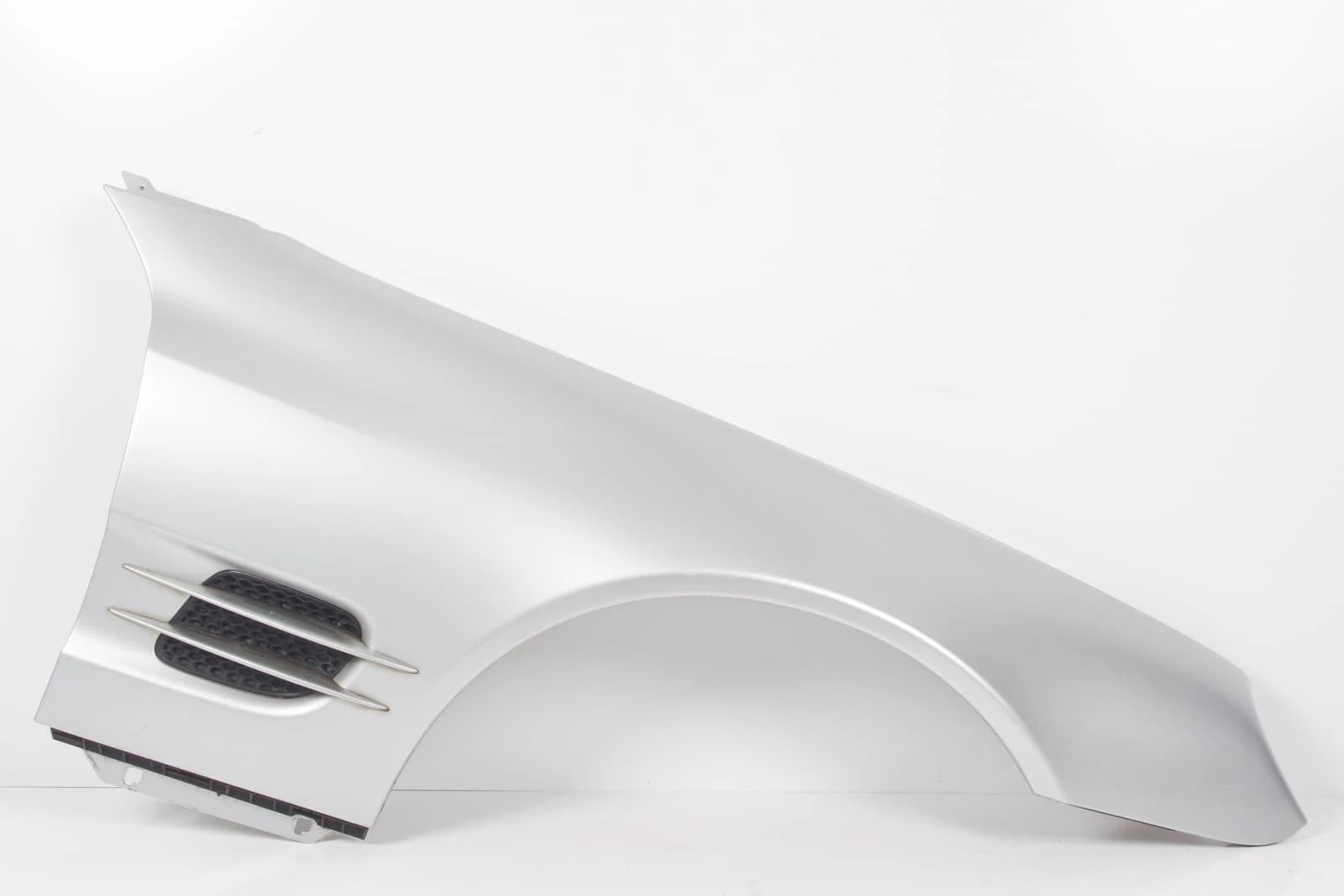 Mercedes 2308800218 Wing - Front Right Silver | R230 SL